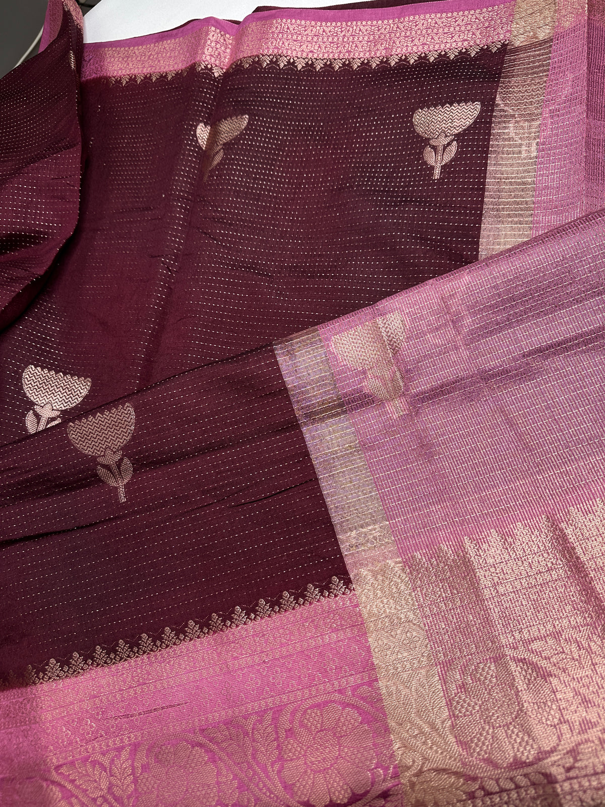 Plum Lightweight Raw Mango Style Silk Saree with Pink Pallu