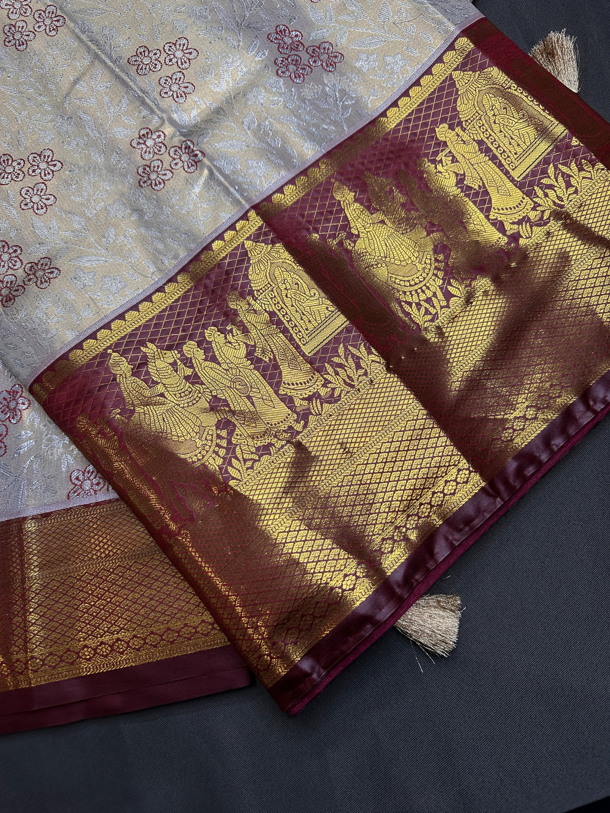 Champagne Gold Kanjeevaram Meena Brocade Palki Border Silk Saree