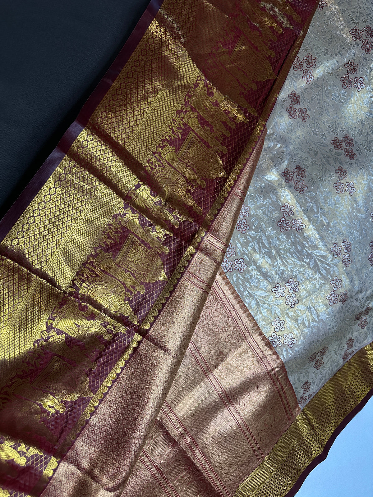 Champagne Gold Kanjeevaram Meena Brocade Palki Border Silk Saree
