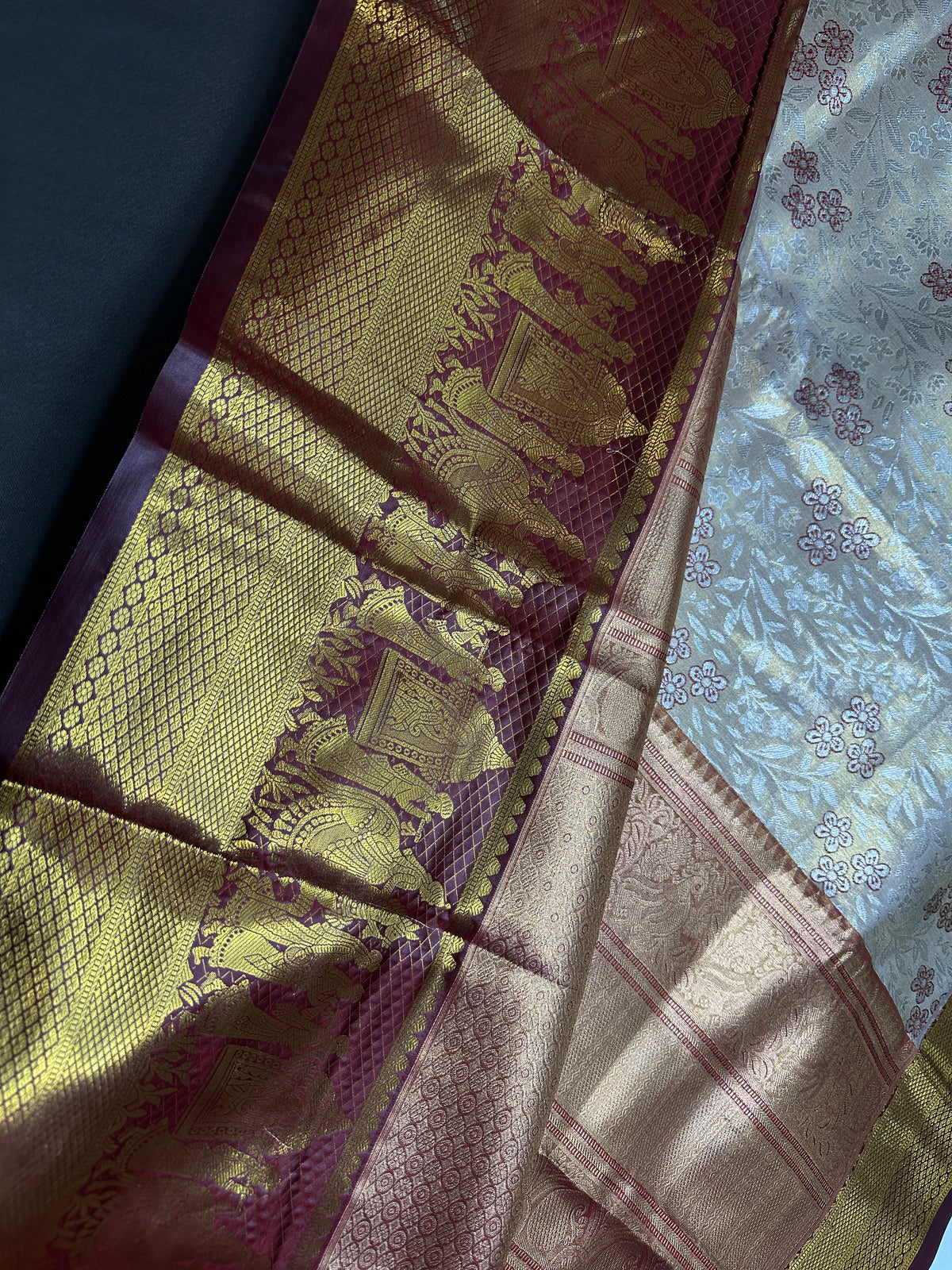 Champagne Gold Kanjeevaram Meena Brocade Palki Border Silk Saree