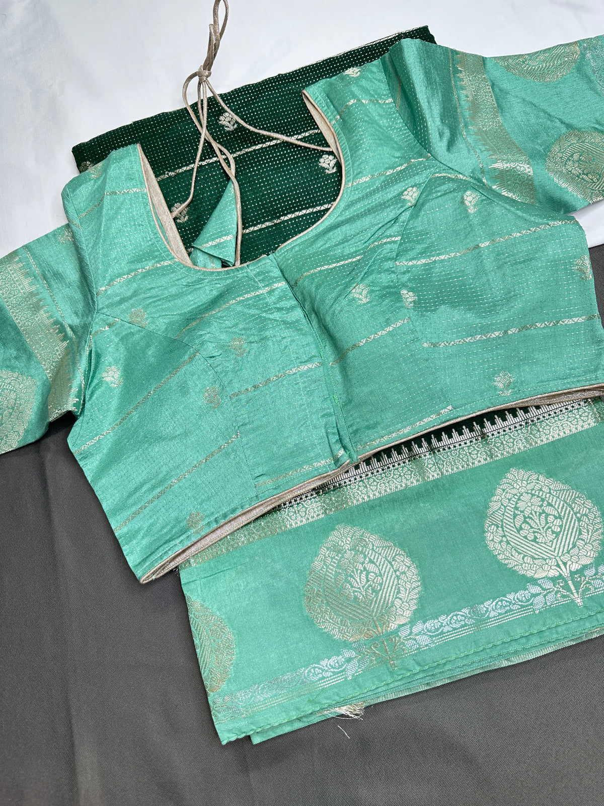 Green Raw Mango Light Weight Silk Saree - 