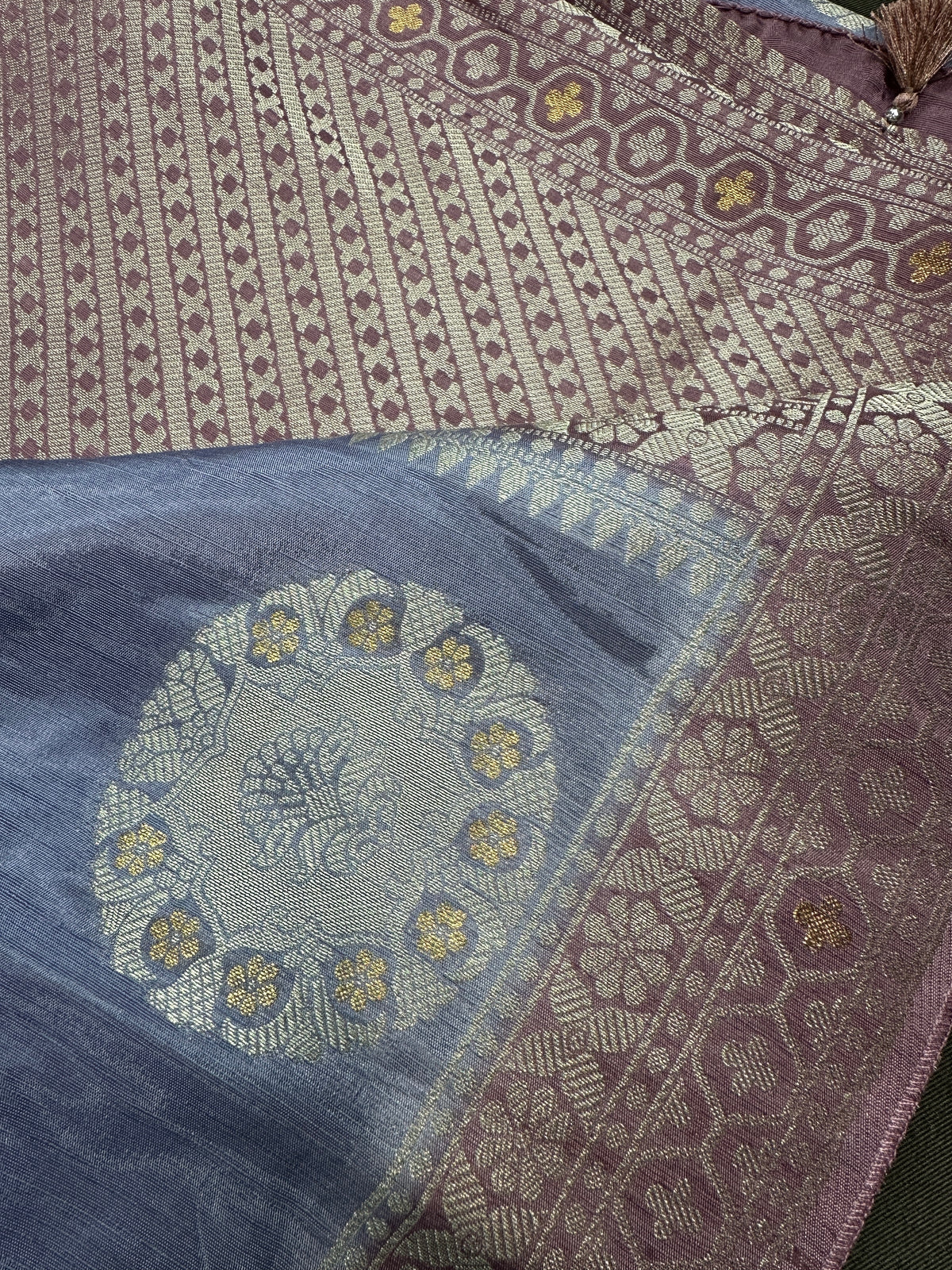 Blue Mauve Crepe Silk Saree - 