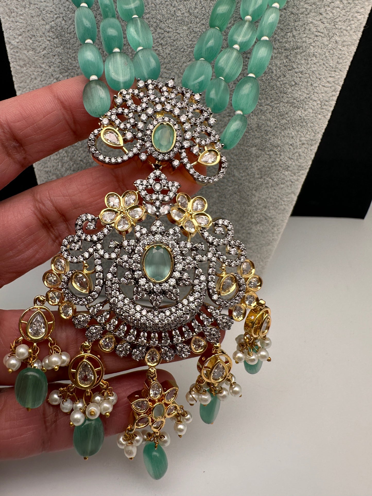 Victorian Pendent Mint Green Beads Necklace
