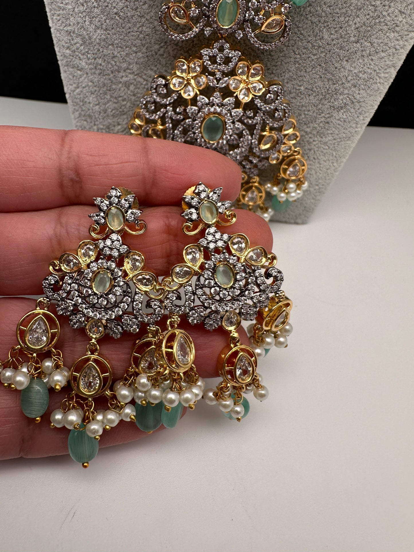 Victorian Pendent Mint Green Beads Necklace