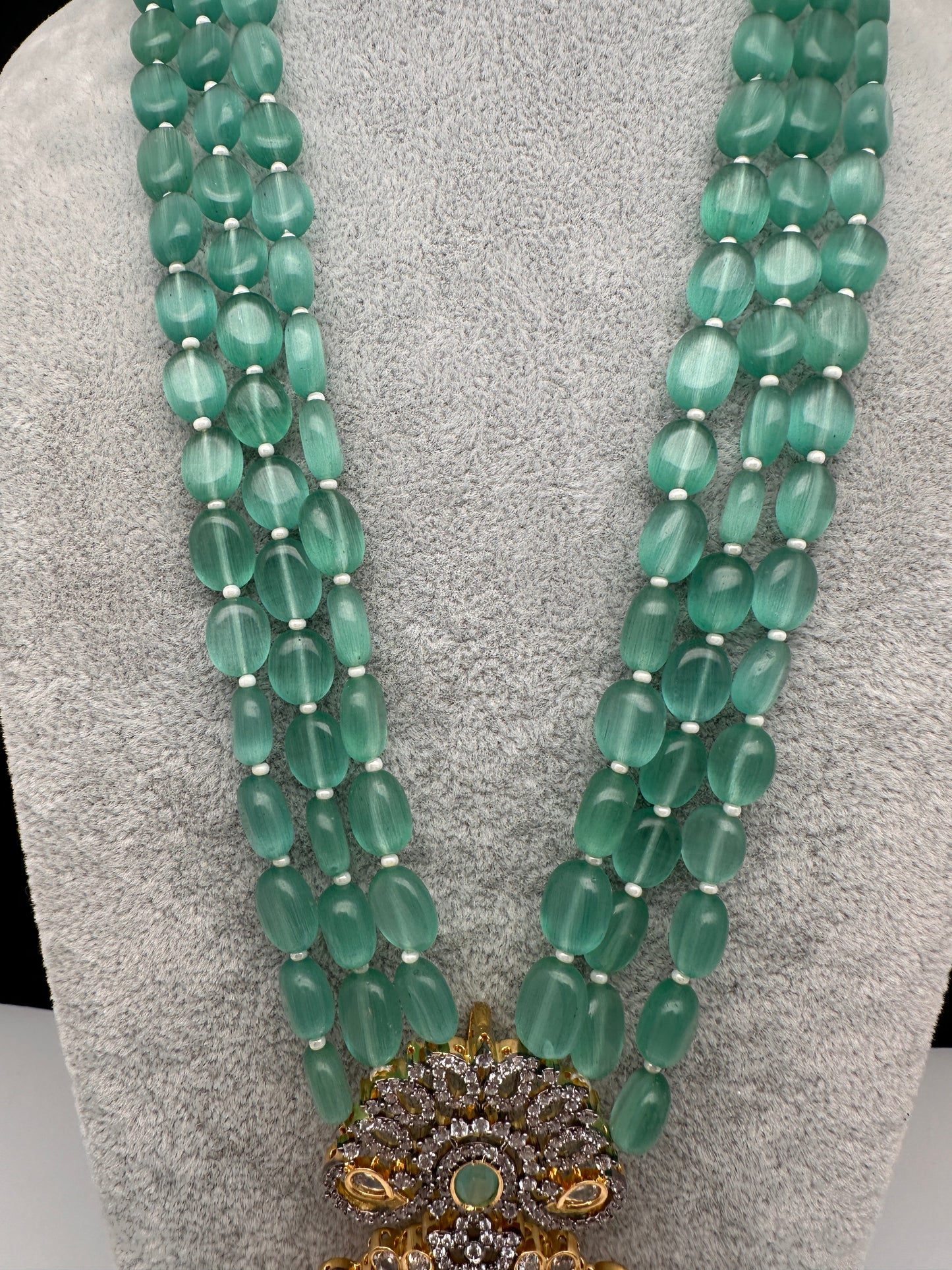 Victorian Pendent Mint Green Beads Necklace