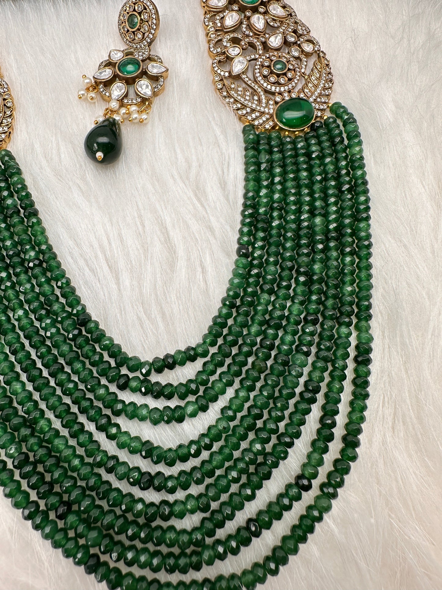 Victorian Kundan Side Brochuer Green Onyx Beads Necklace