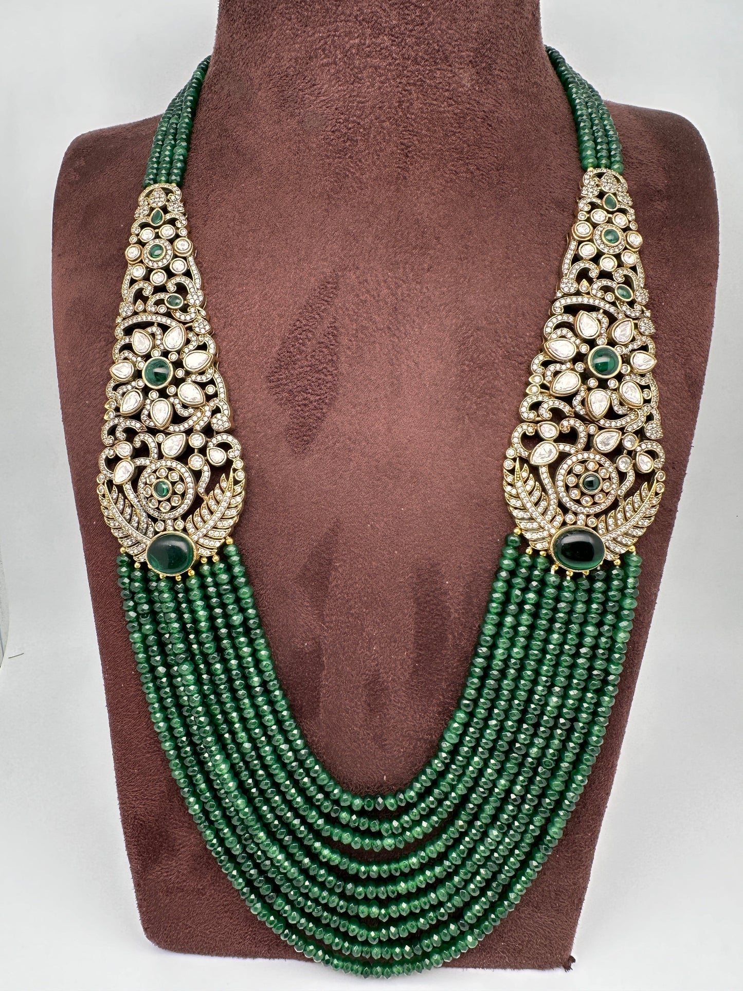 Victorian Kundan Side Brochuer Green Onyx Beads Necklace