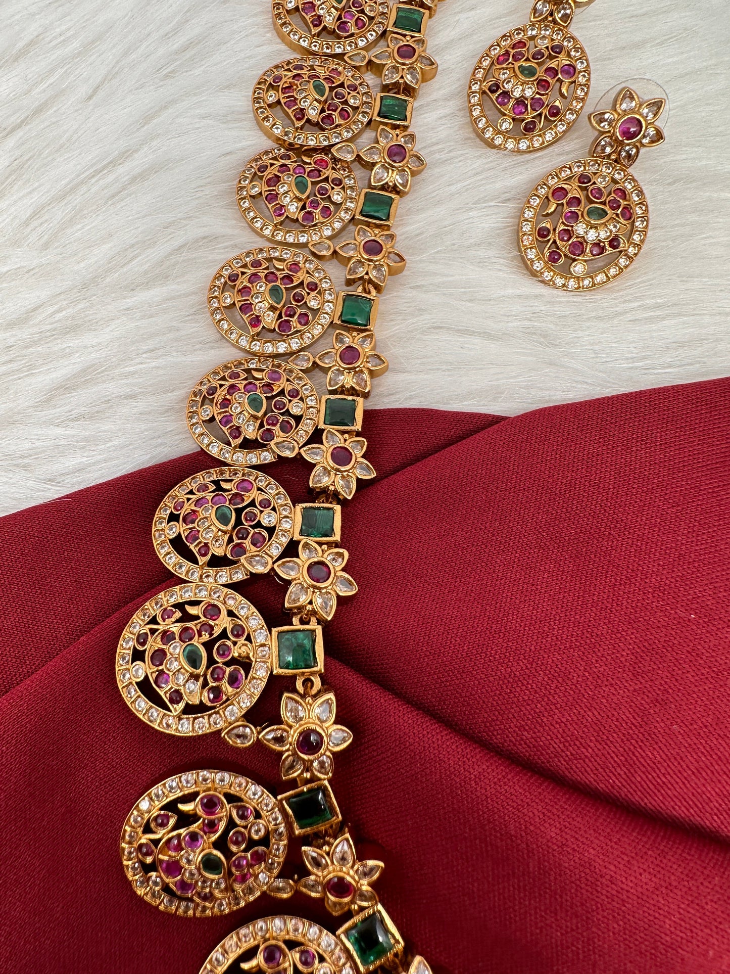 Peacock Pattern Bottu Mala Necklace
