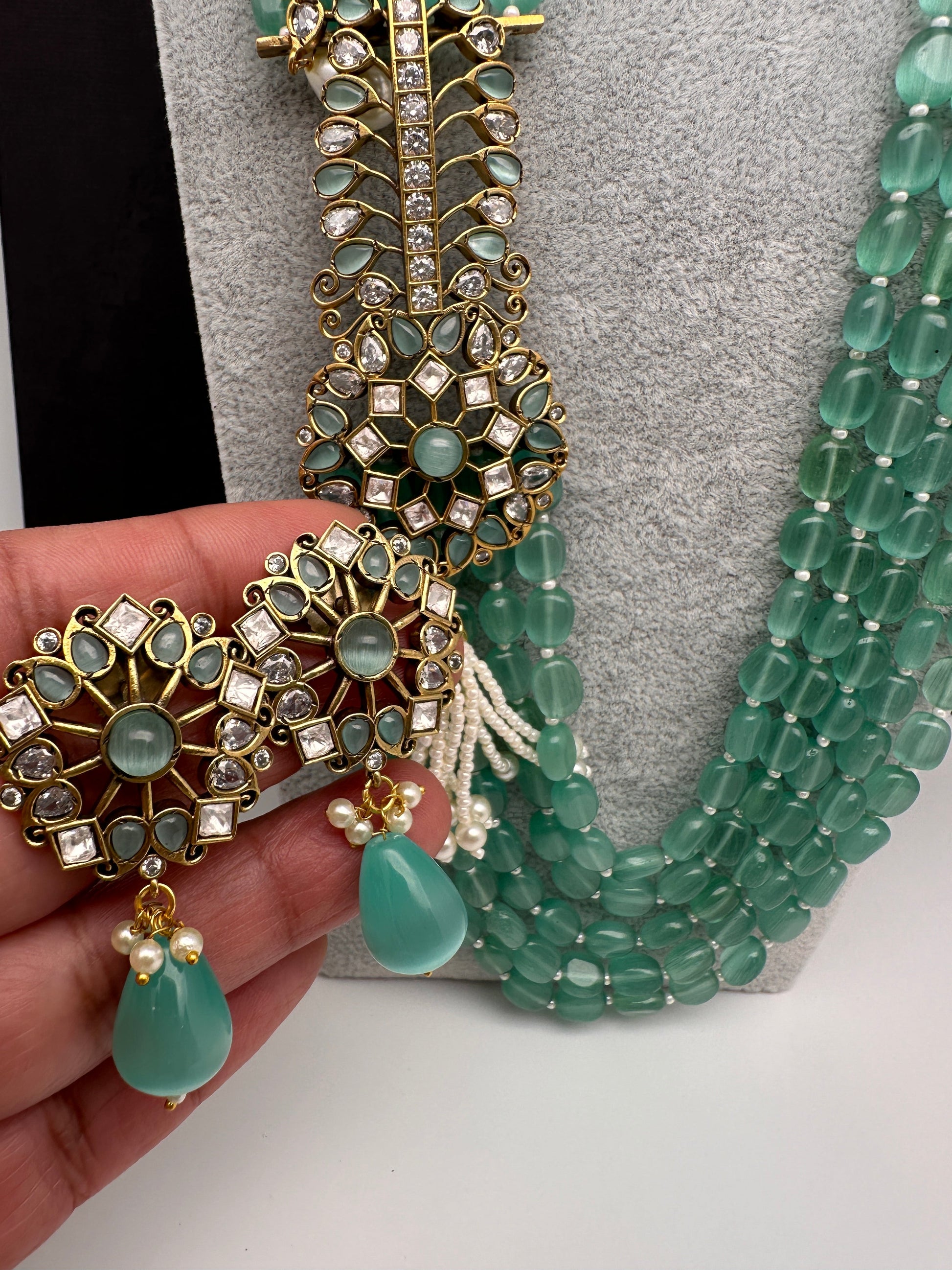 Moissanite Kundan Side Pendent Color Monalisa Beads Necklace - LightGreen
