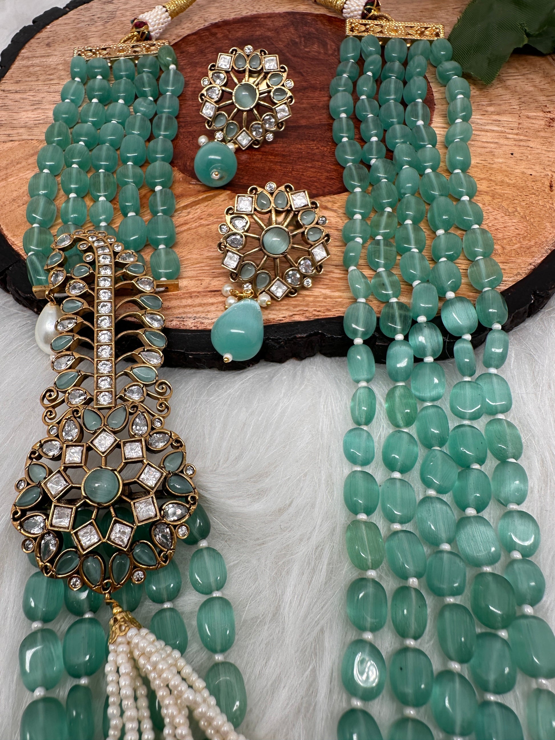 Moissanite Kundan Side Pendent Color Monalisa Beads Necklace - LightGreen