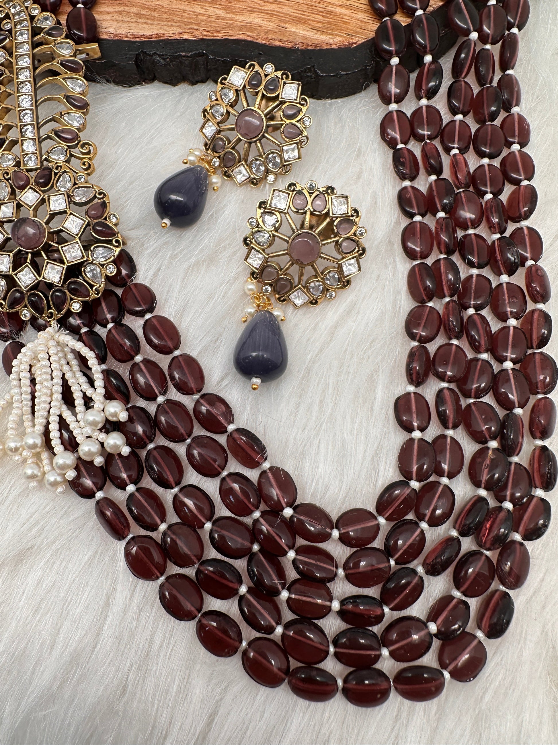 Moissanite Kundan Side Pendent Color Monalisa Beads Necklace - Purple