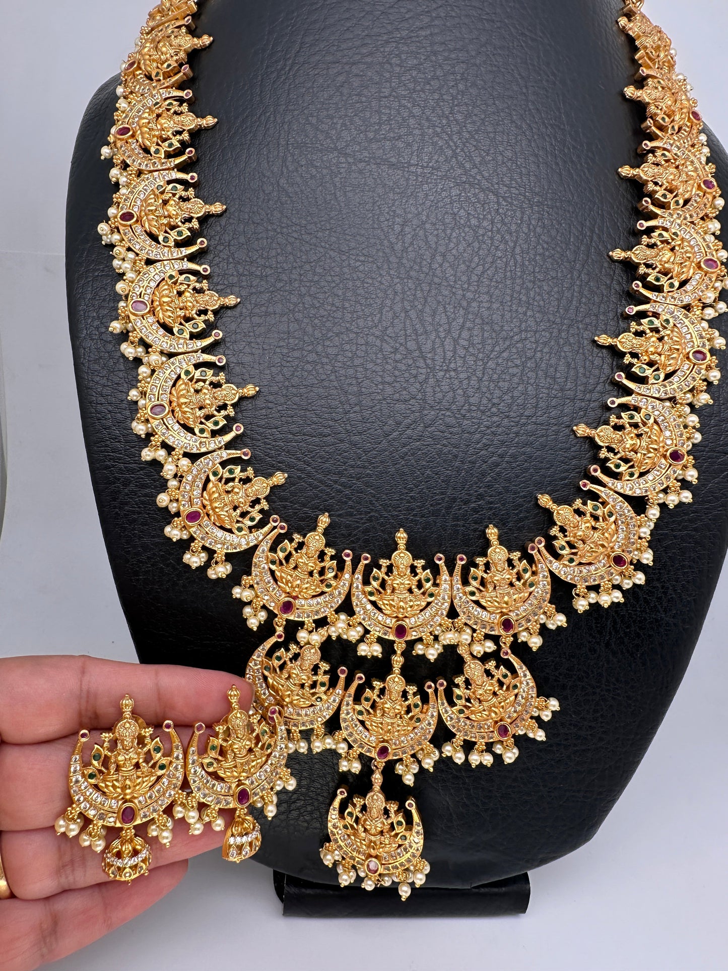 Goddess Lakshmi Pendent Lakshmi Links CZ Red Green Stone Guttapusalu Necklace