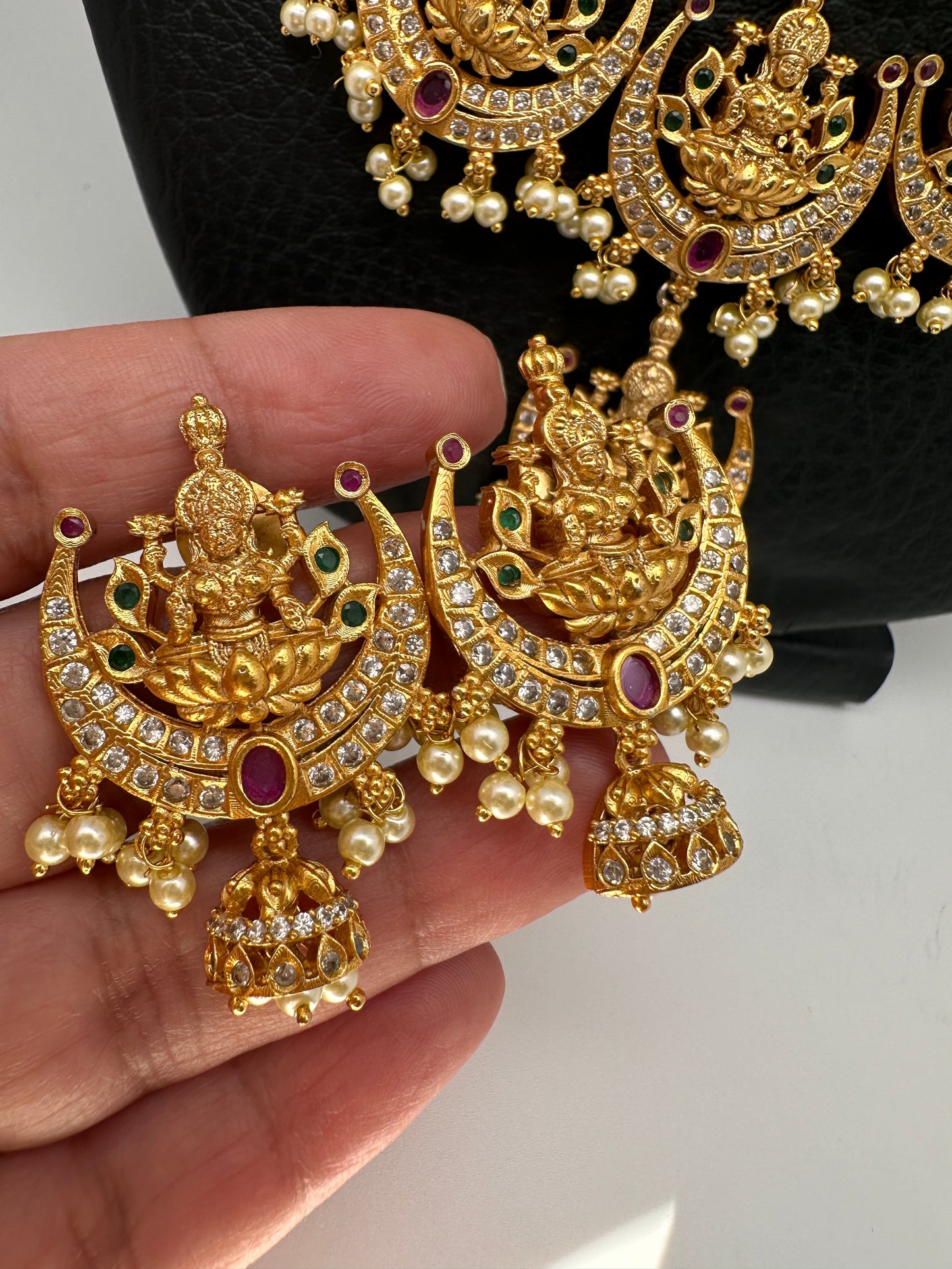 Goddess Lakshmi Pendent Lakshmi Links CZ Red Green Stone Guttapusalu Necklace