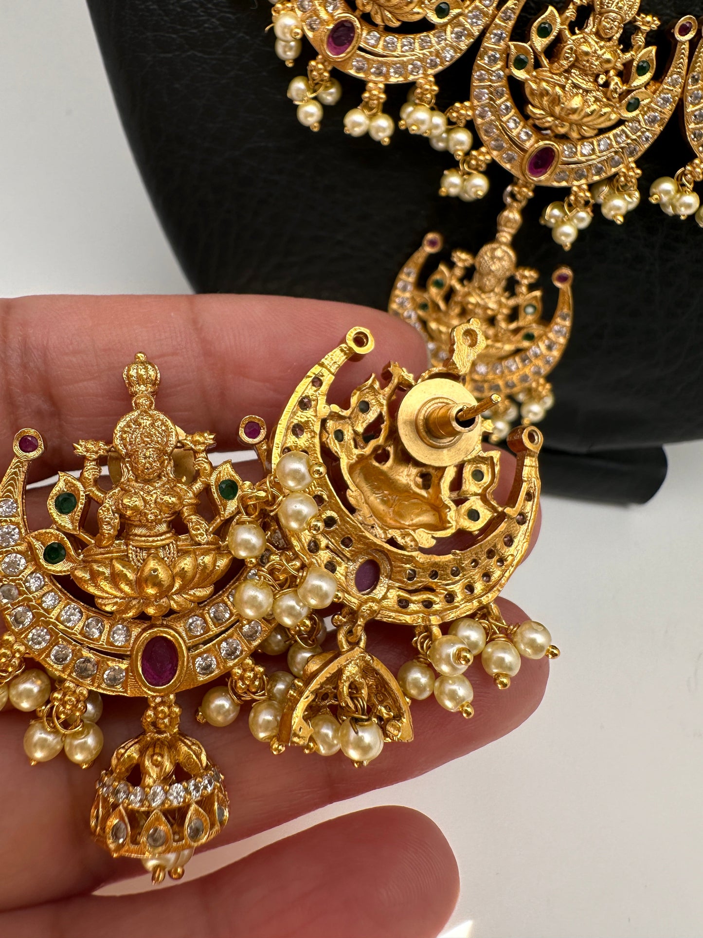 Goddess Lakshmi Pendent Lakshmi Links CZ Red Green Stone Guttapusalu Necklace