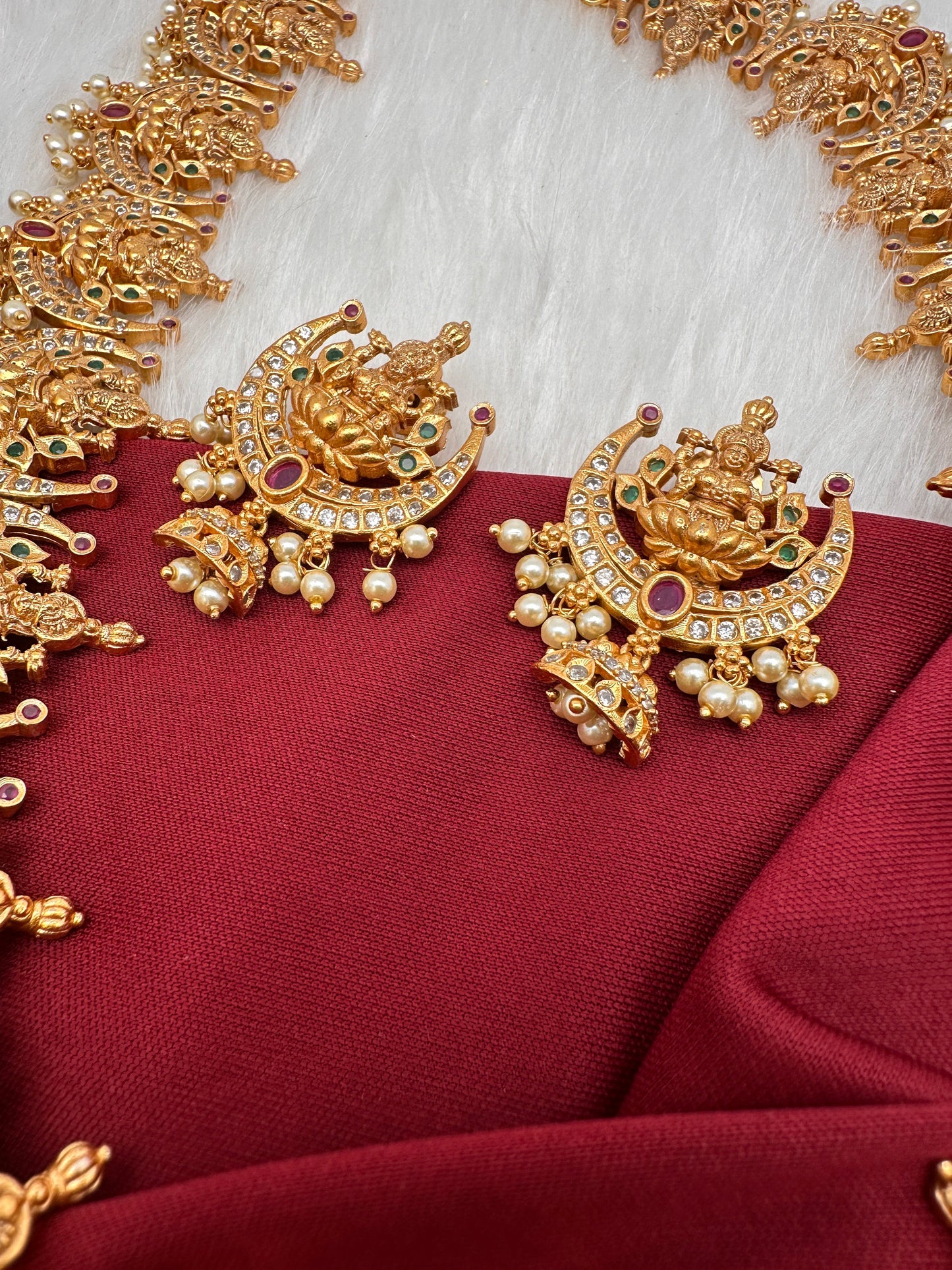 Goddess Lakshmi Pendent Lakshmi Links CZ Red Green Stone Guttapusalu Necklace