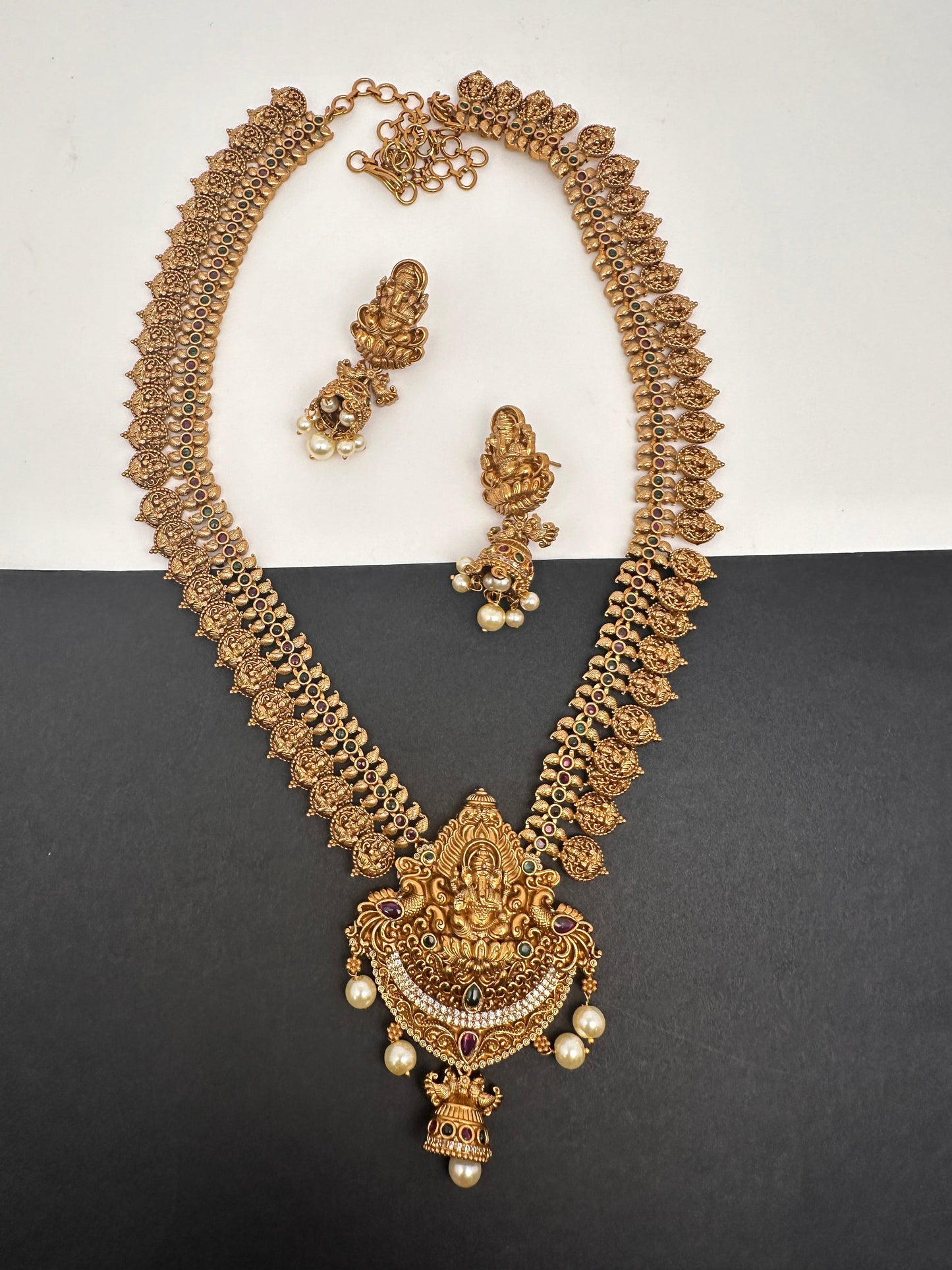 Matte Ganesha Goddess Lakshmi Kassu Mala Long Necklace
