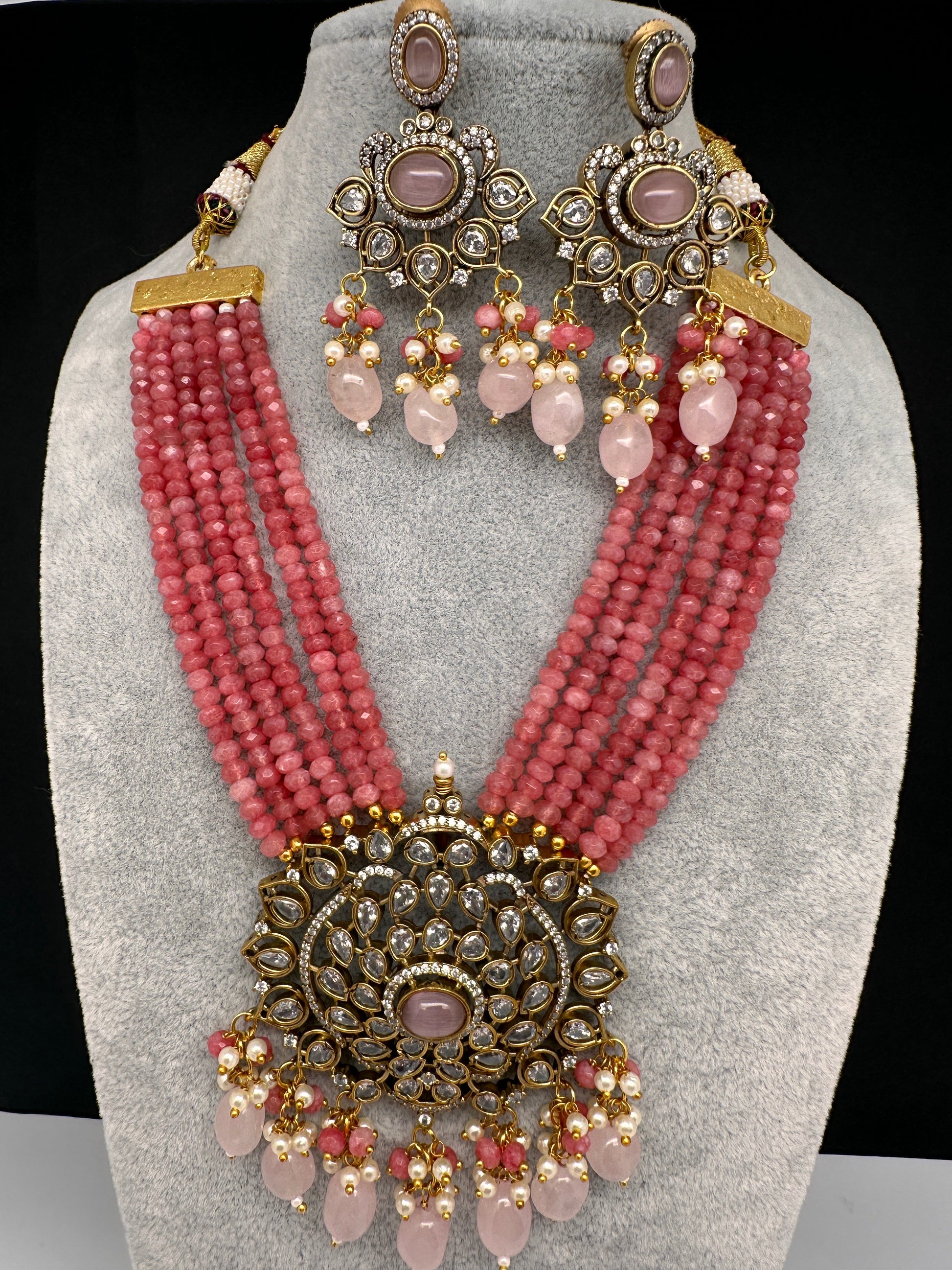 Victorian Moissanite Color Multi Layer Beads Short Necklace - Pink