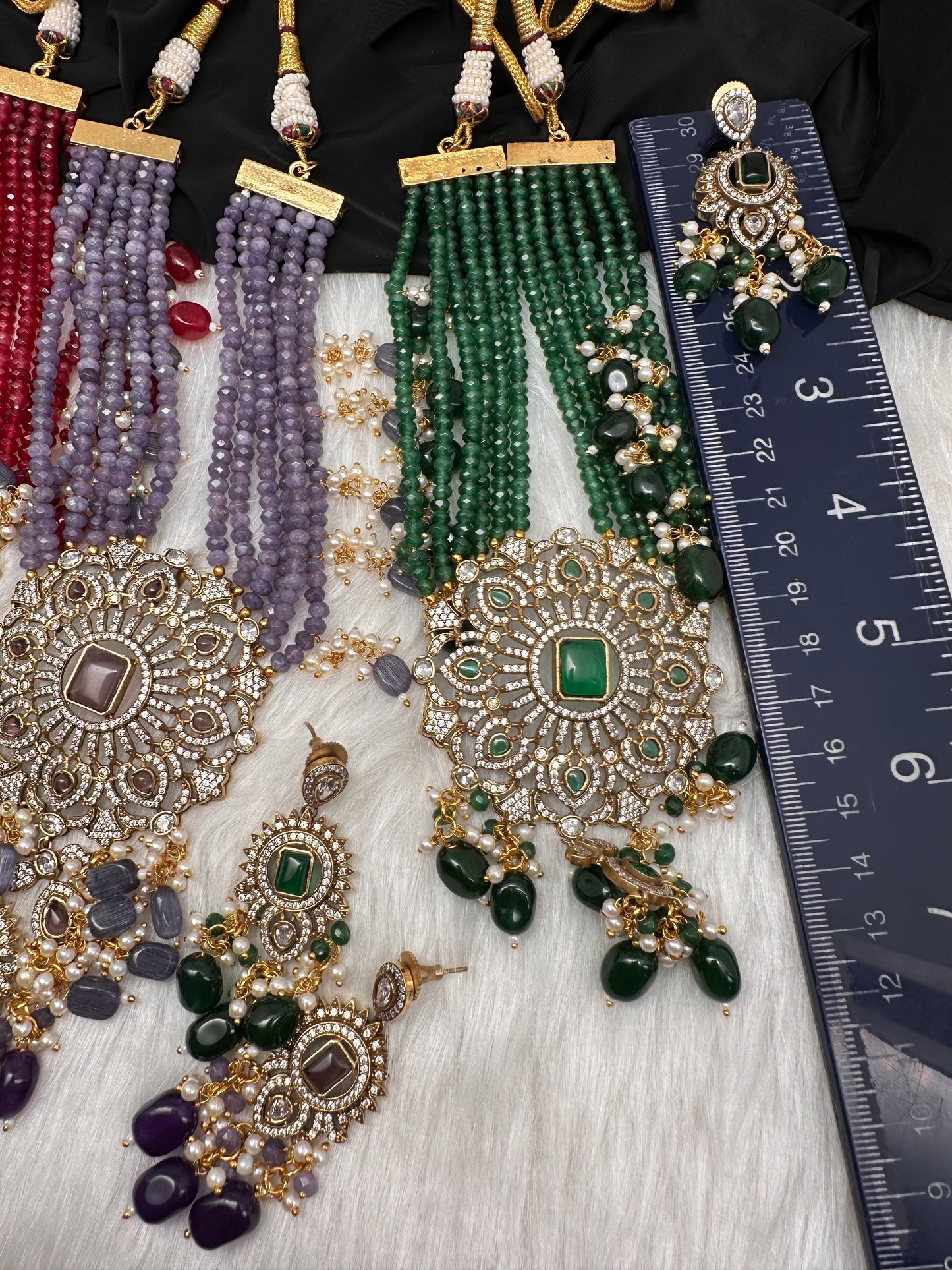 Victorian Moissanite Color Multi Layer Beads Short Necklace - Green