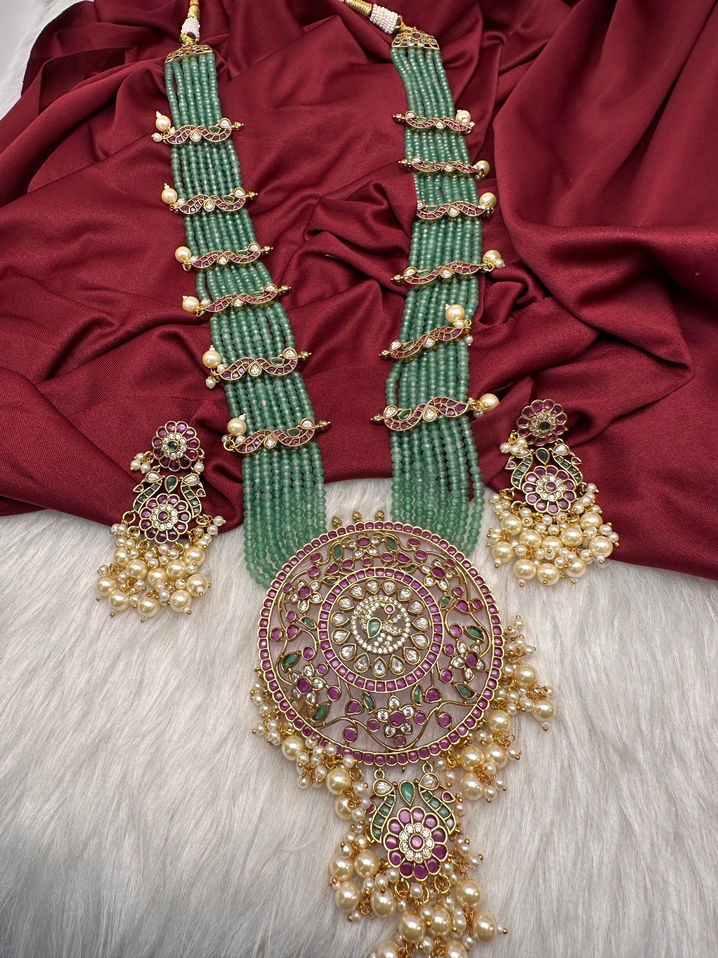 Kempu Pendent Green Beads Reani Haar Necklace