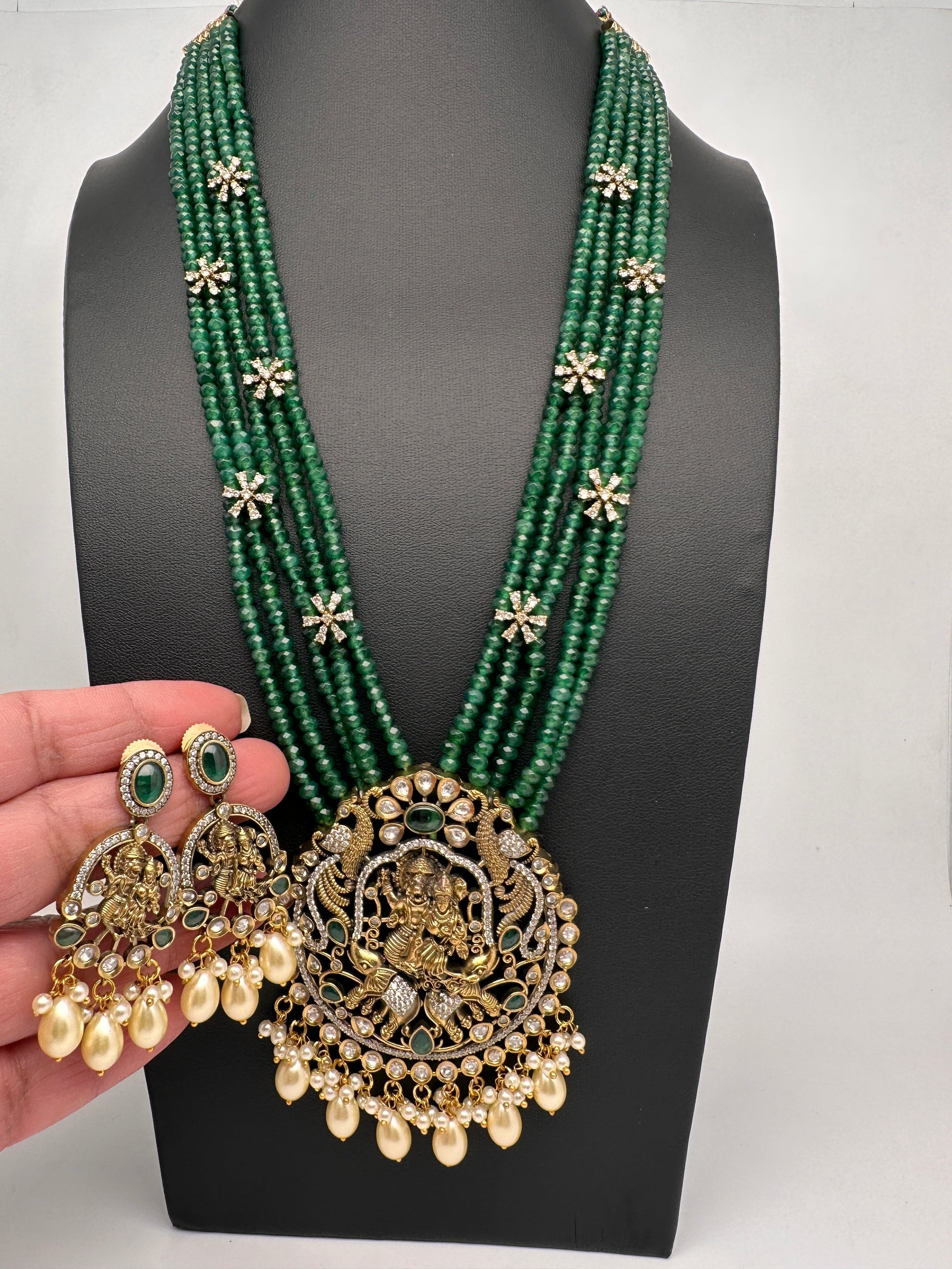 Lord Narsima Onyx Beads  Color Stone Long Necklace - Green