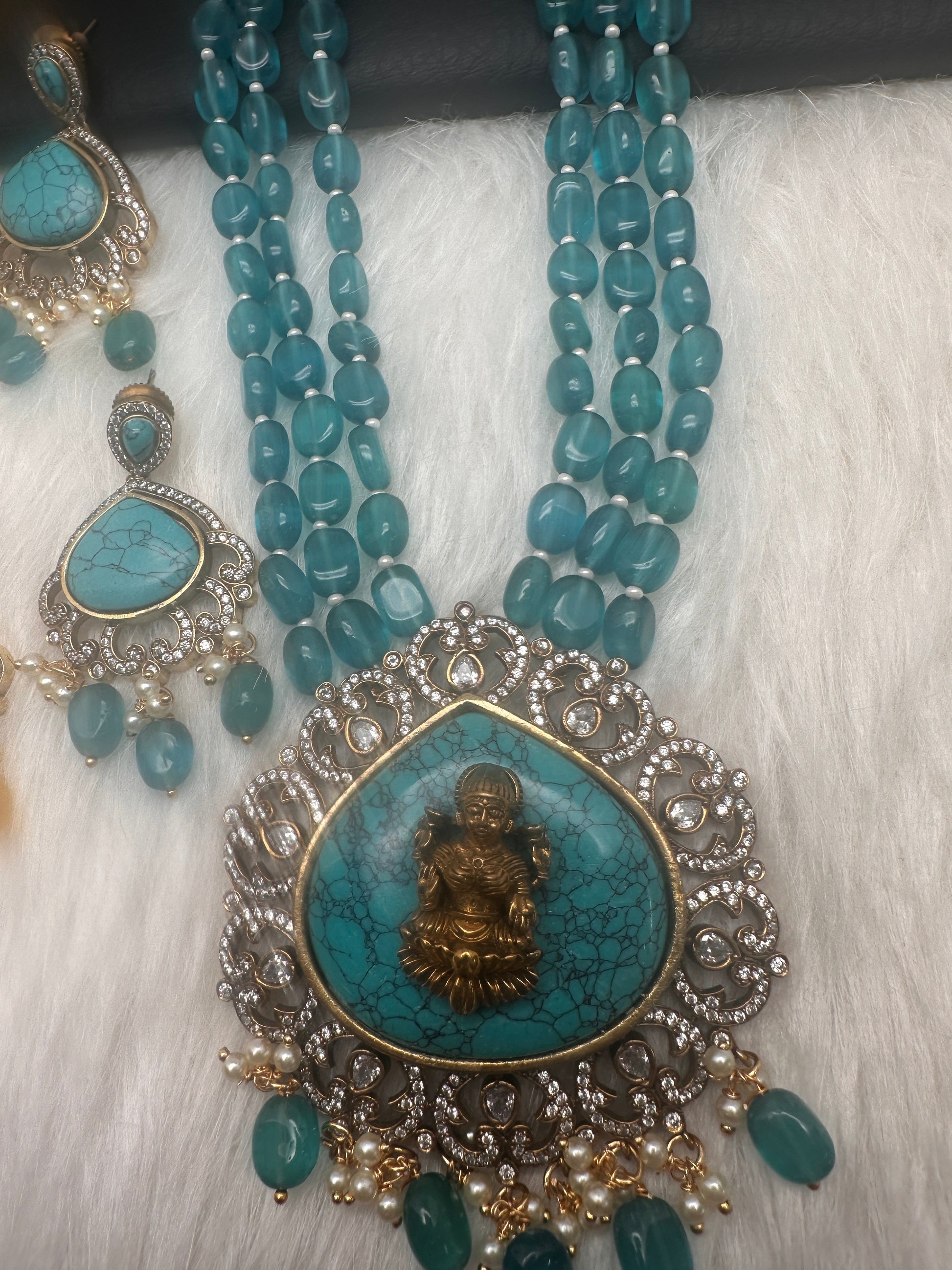 Goddess Lakshmi Color Stone Mehndi Finish Beads Long Necklace - Blue