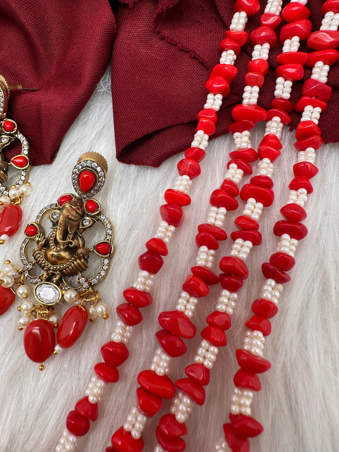 Ganesha Geru Finish Beads Color Stone Necklace - Coral