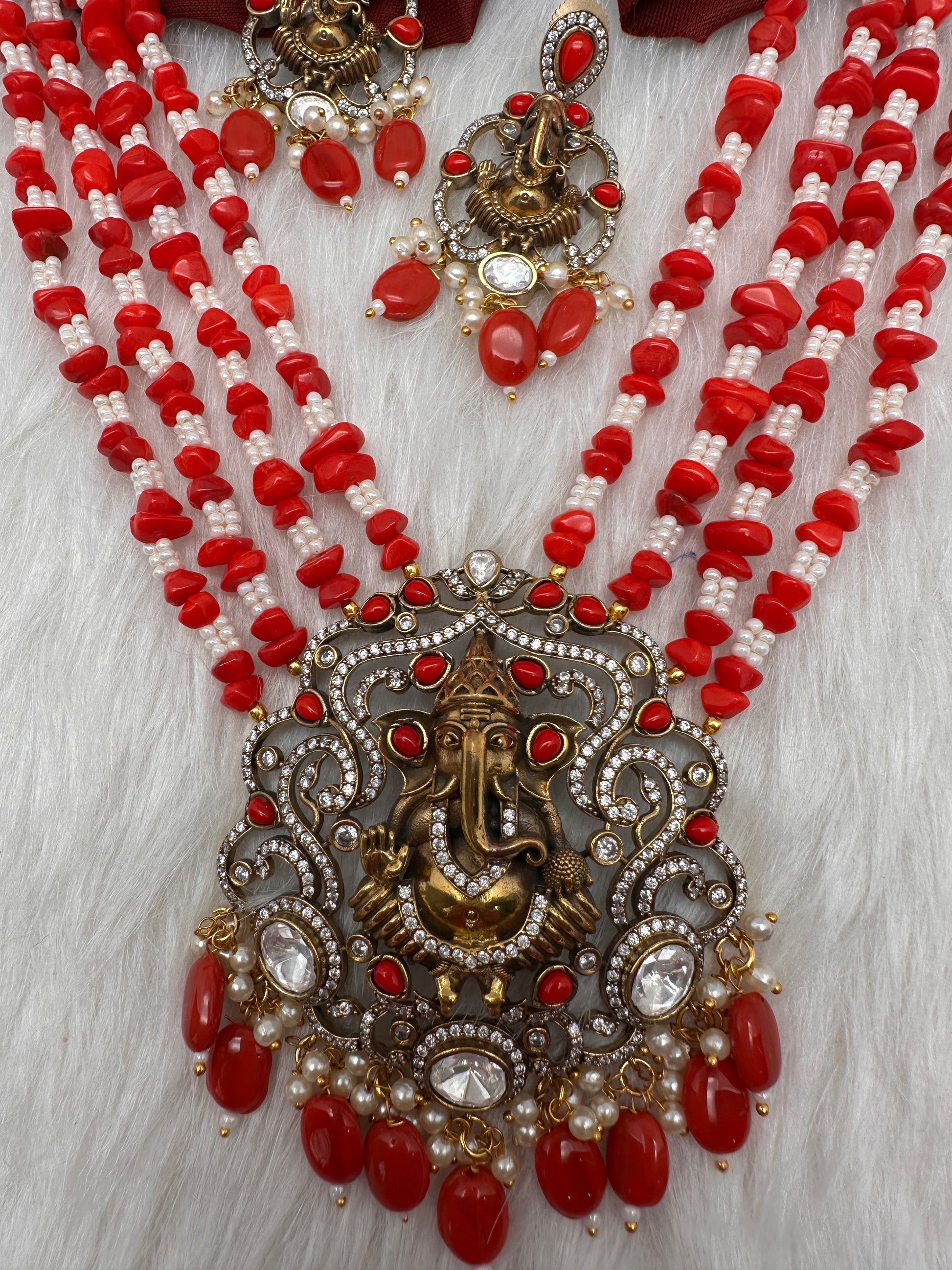 Ganesha Geru Finish Beads Color Stone Necklace - Coral