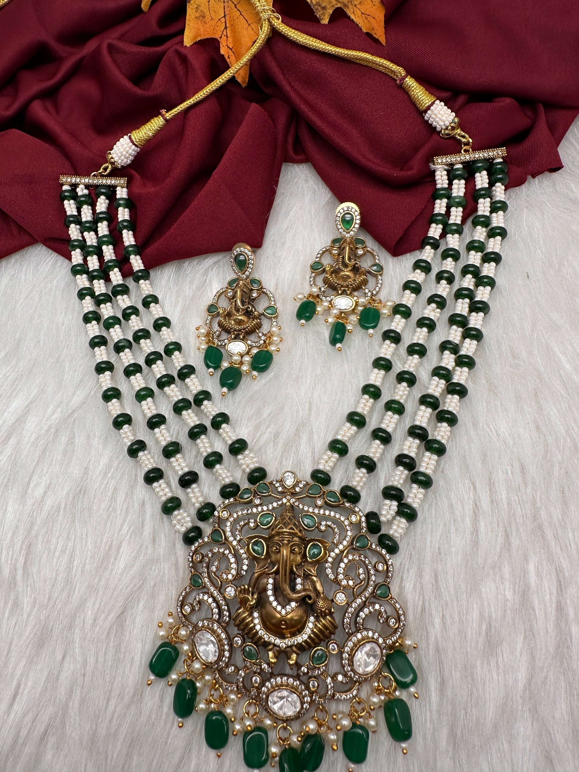 Ganesha Geru Finish Beads Color Stone Necklace - Green