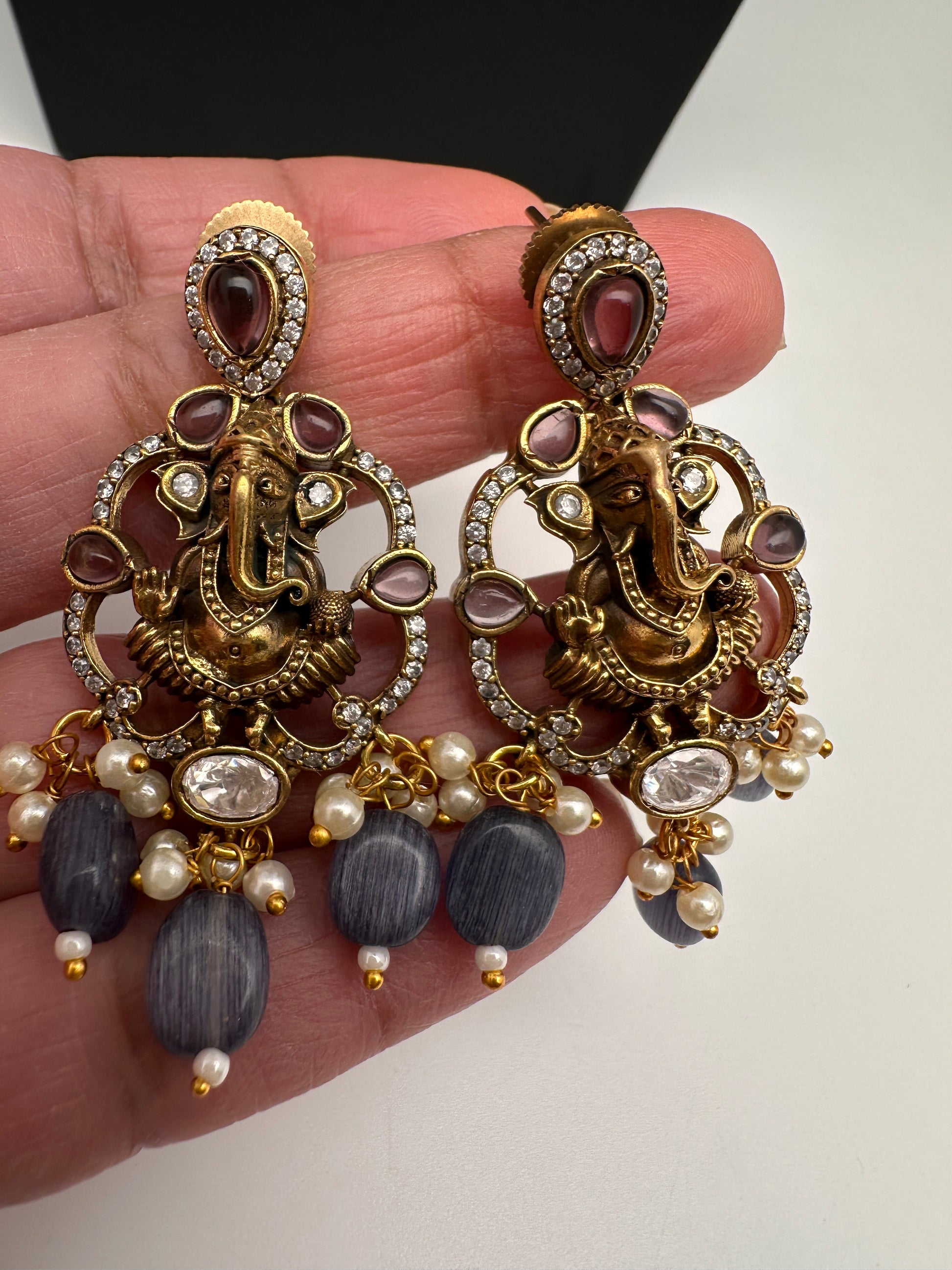 Ganesha Geru Finish Beads Color Stone Necklace - Purple