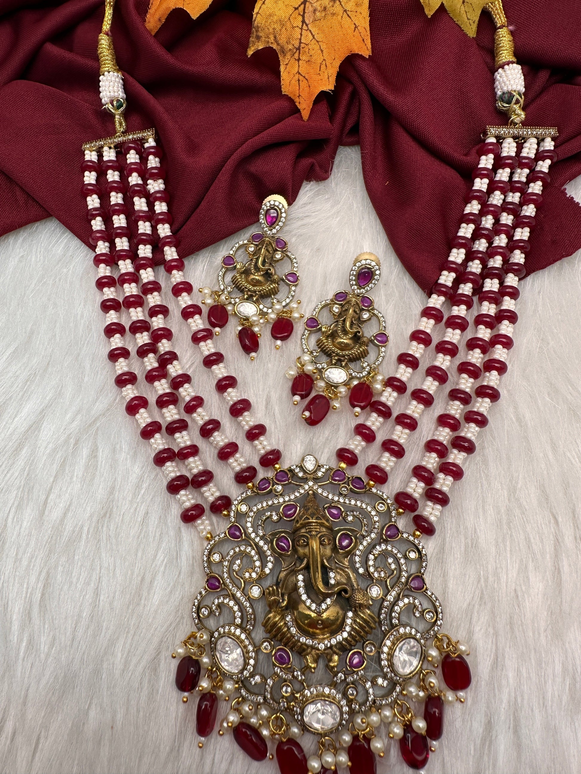 Ganesha Geru Finish Beads Color Stone Necklace - Red