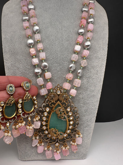 Box Monilsa Beads Mehendi Finish Color Stone Necklace