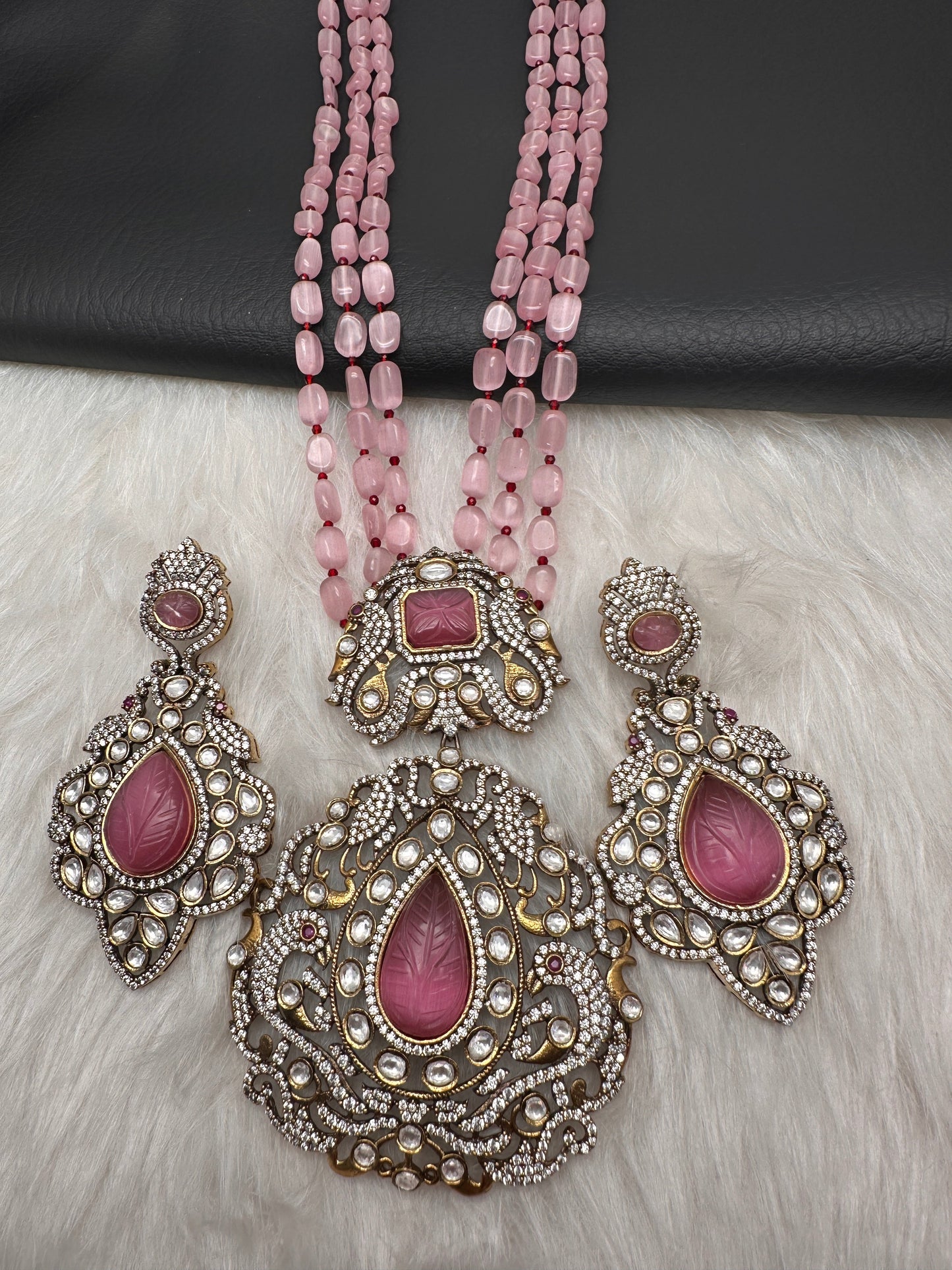 Victorian Moissanite Color Stone Necklace - Pink