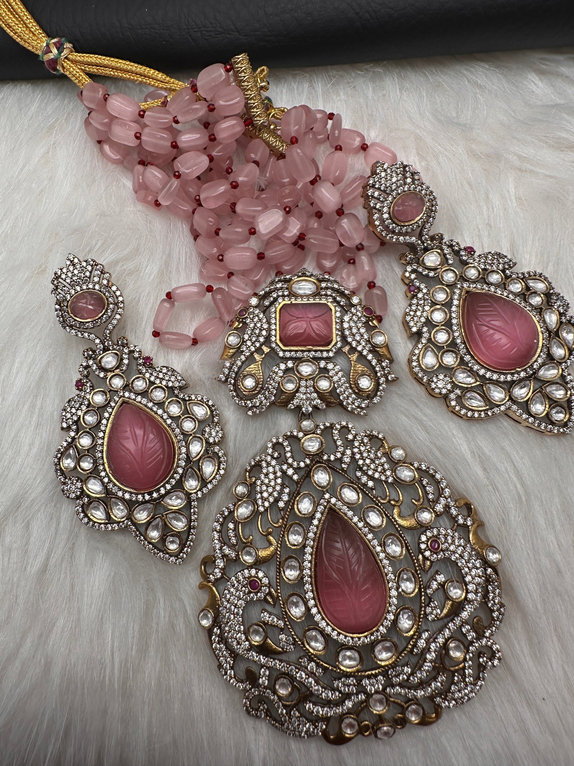 Victorian Moissanite Color Stone Necklace - Pink