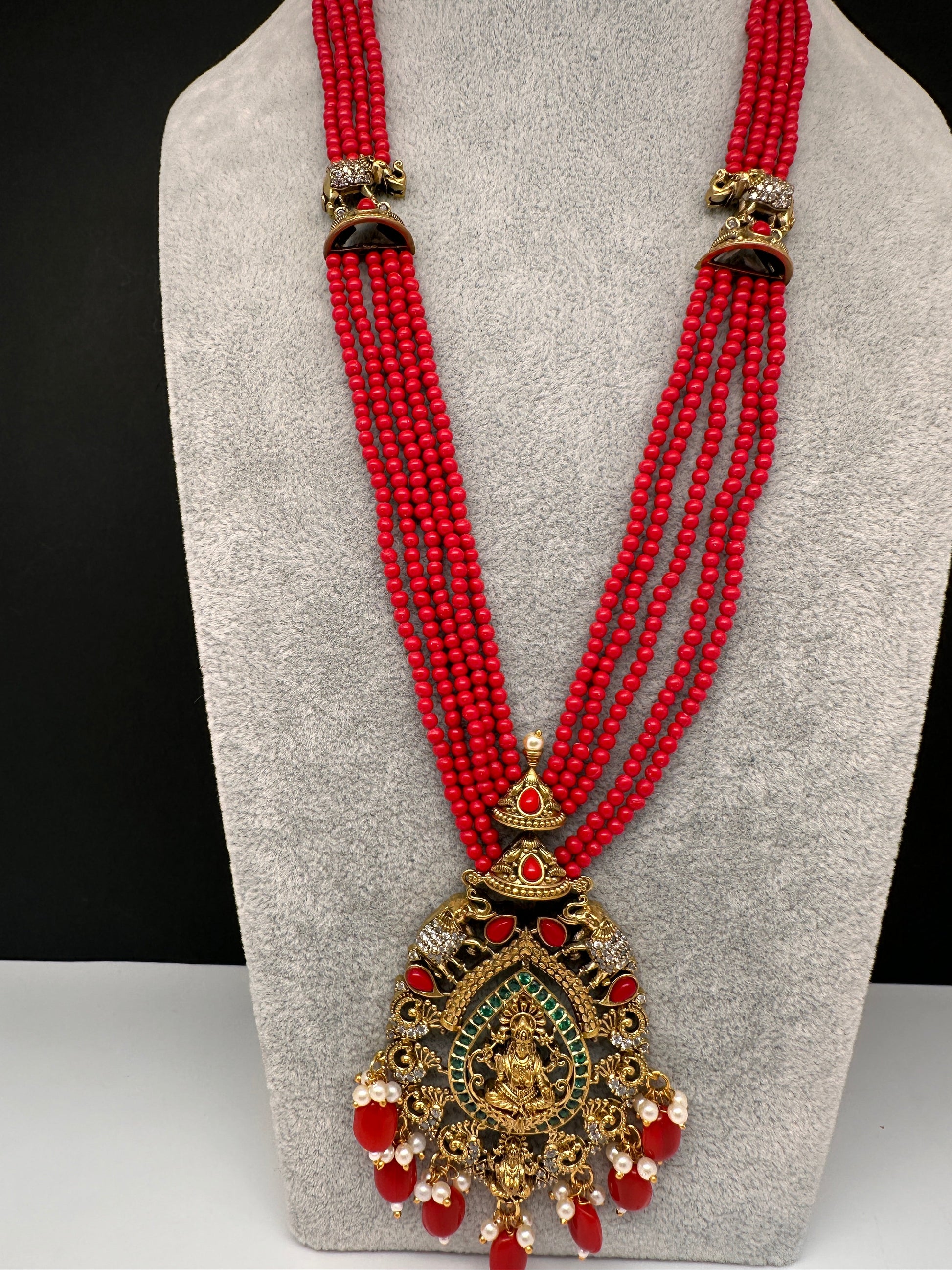 Geru Finish Goddess Lakshmi Color Stone Necklace - Coral