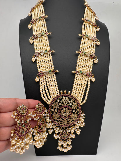 Kempu Beads Mayura Haar Color Stone Necklace - Pearl