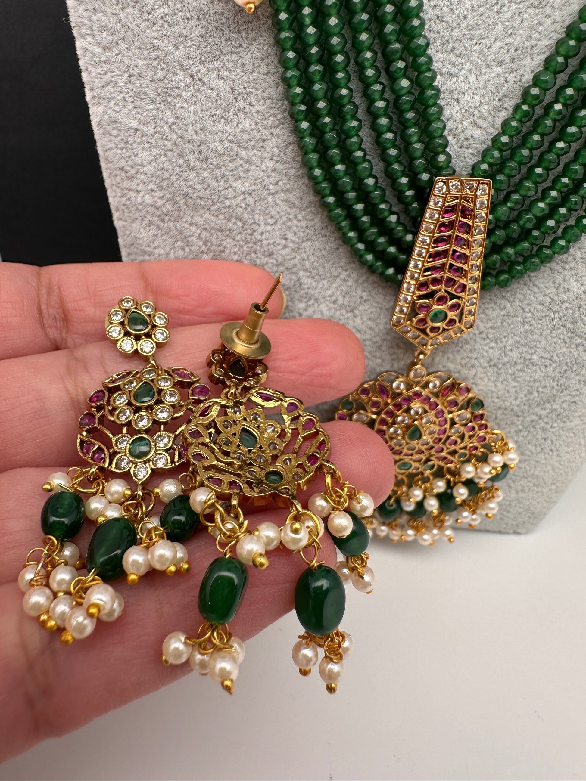 Kempu Onyx Beads Long Necklace - Green