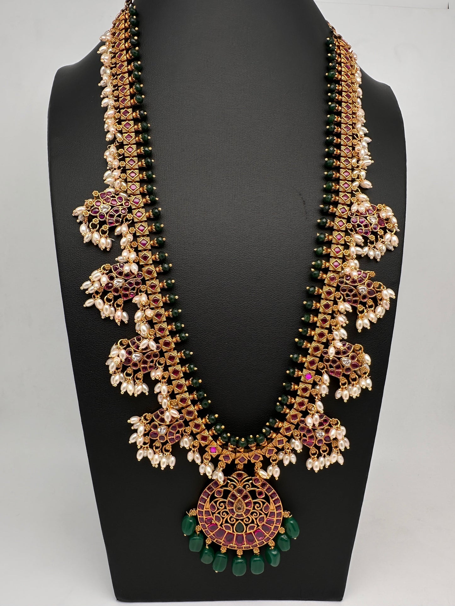 Red Green Kempu Matte Traditional Guttapusalu Necklace