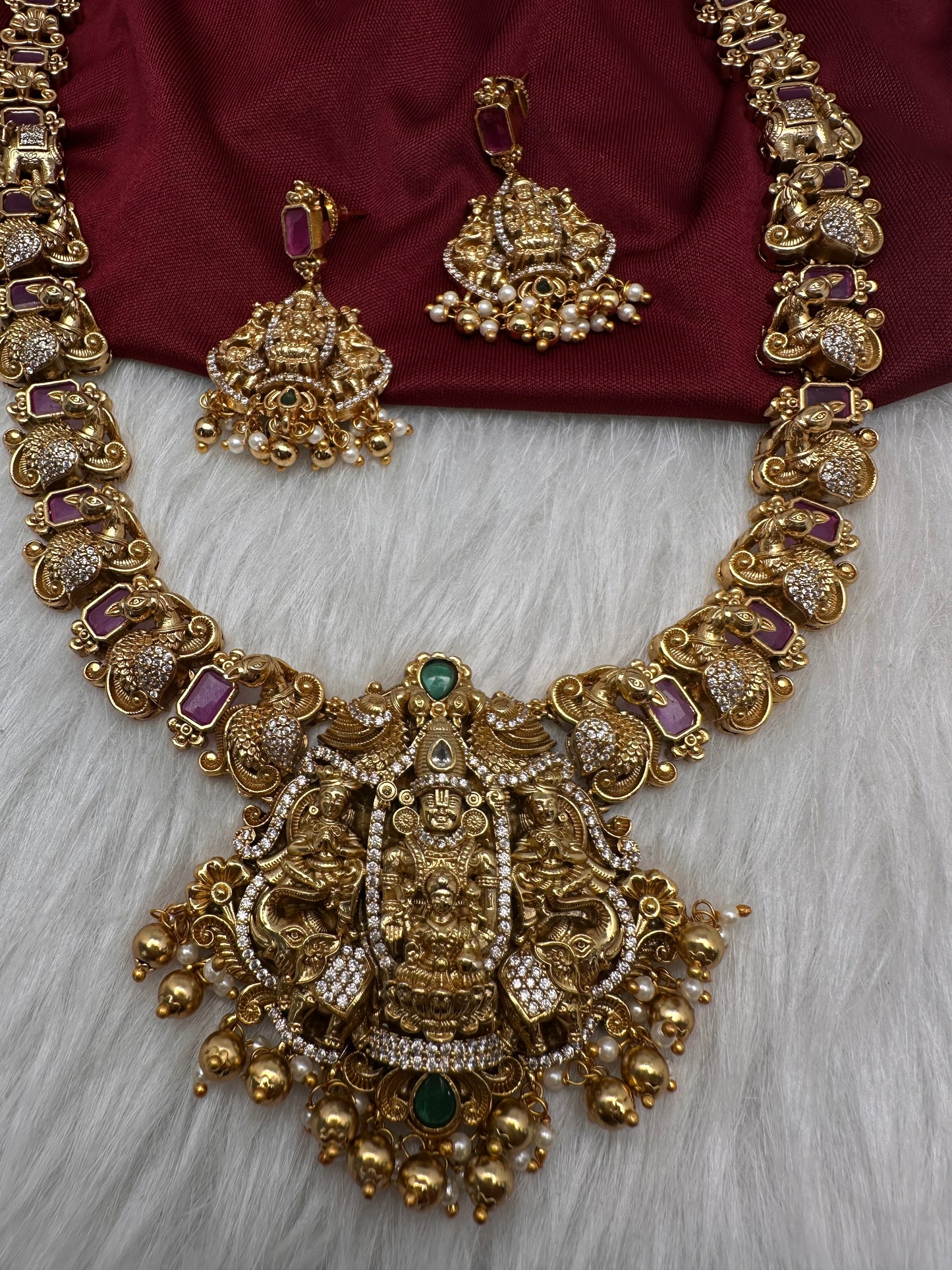 Kempu Lord Balaji Lakshmi Ji Long Matte Necklace