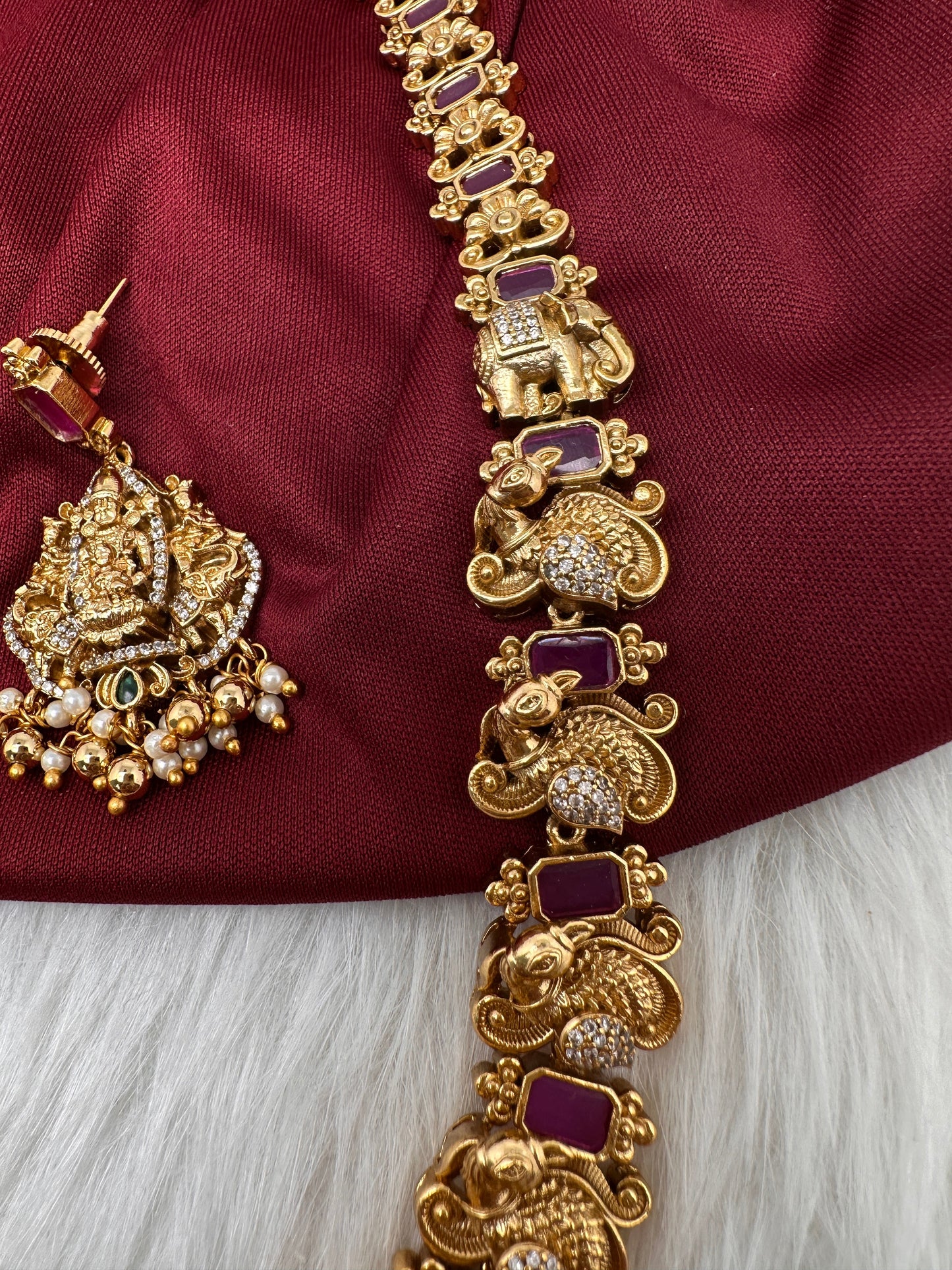 Kempu Lord Balaji Lakshmi Ji Long Matte Necklace