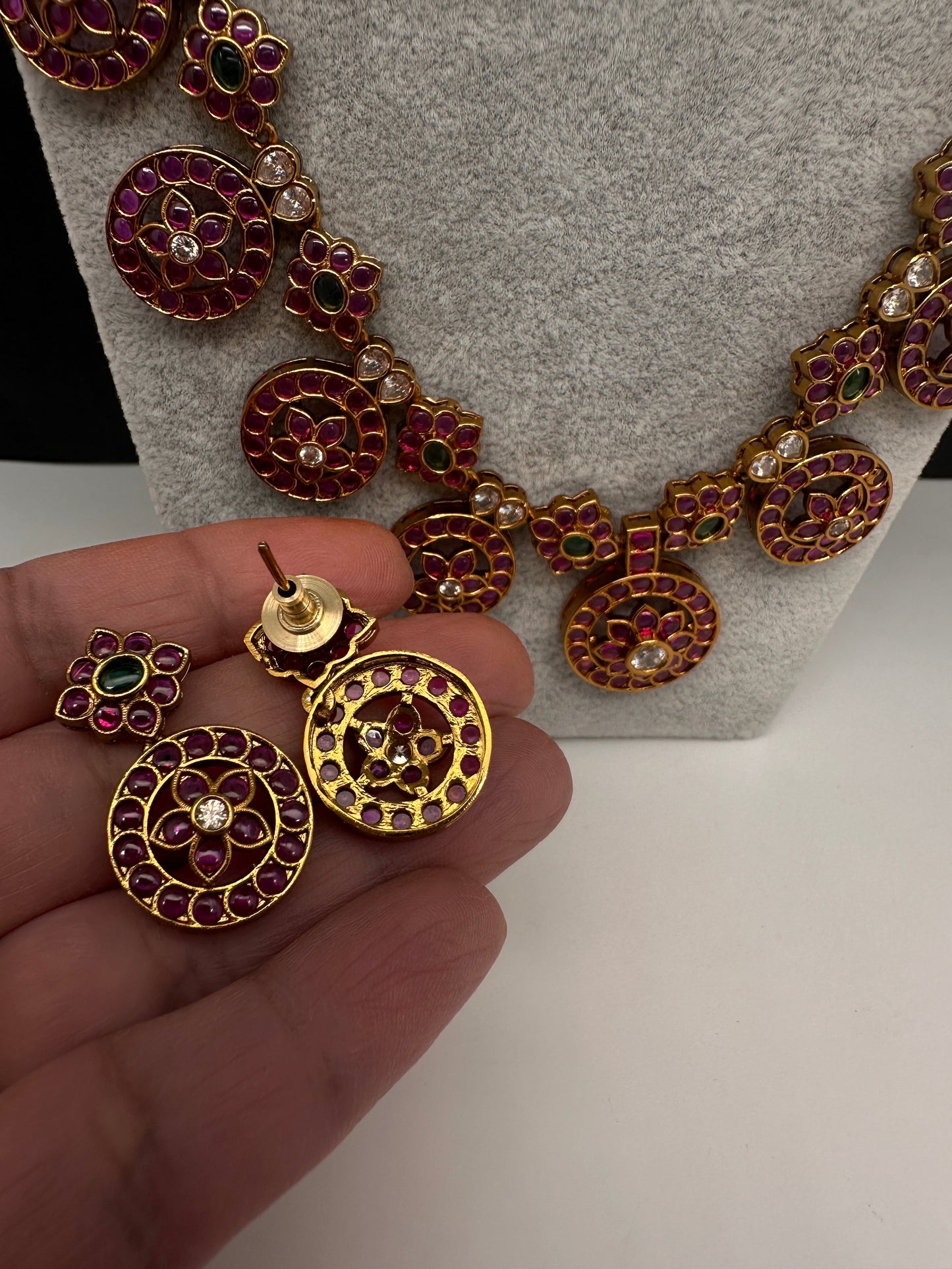 Kemp Matte Bottu Mala Long Necklace