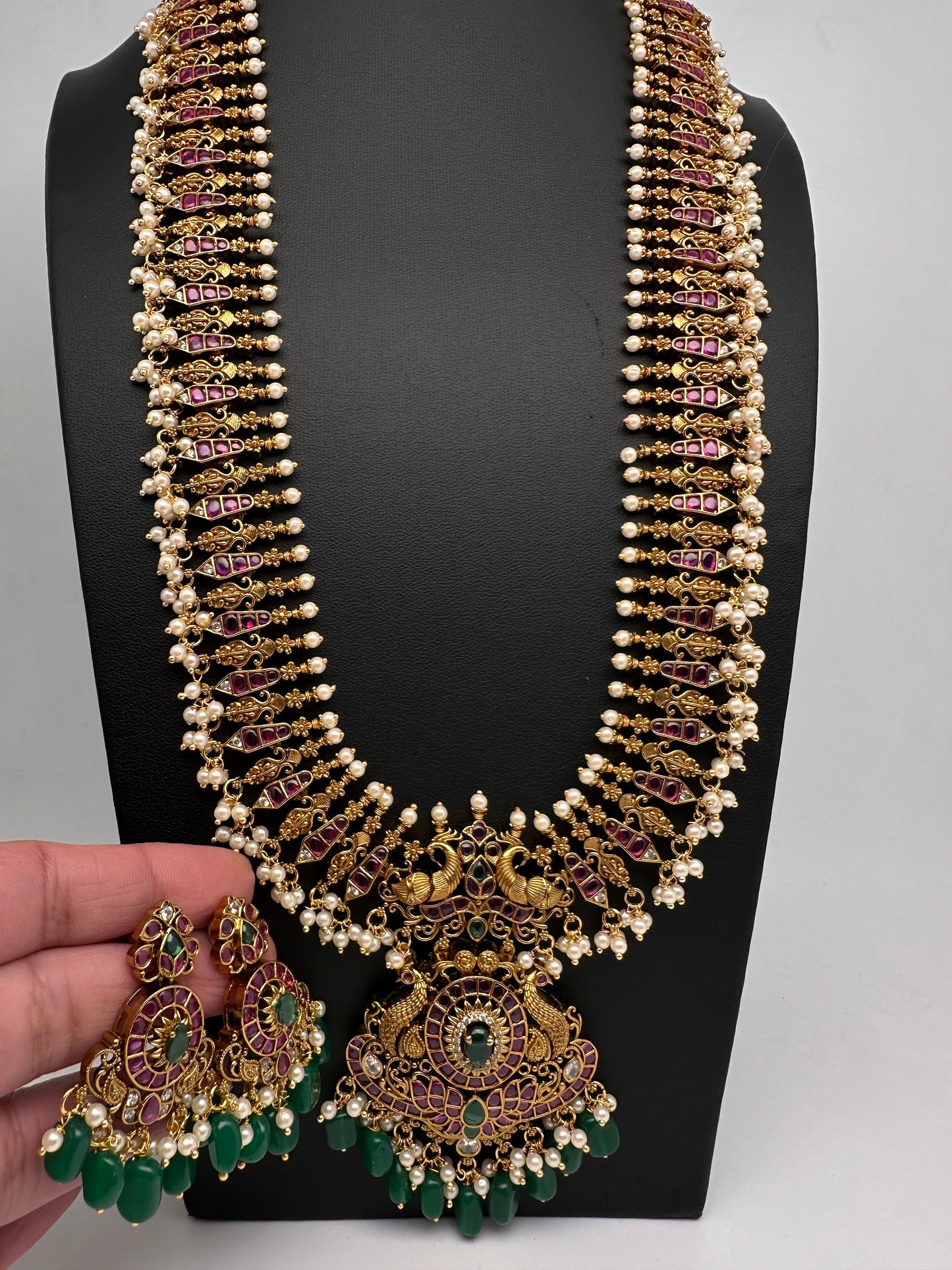 Kemp Long Haram Guttapusalu Traditonal Necklace