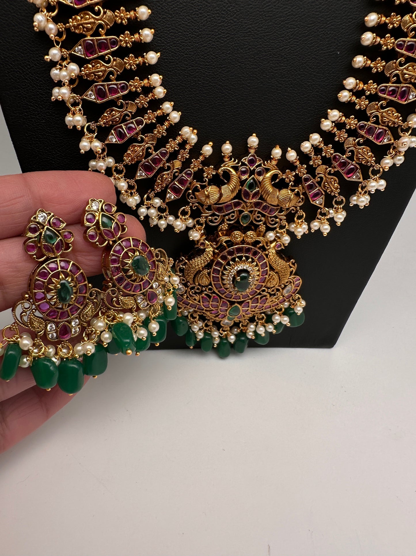 Kemp Long Haram Guttapusalu Traditonal Necklace