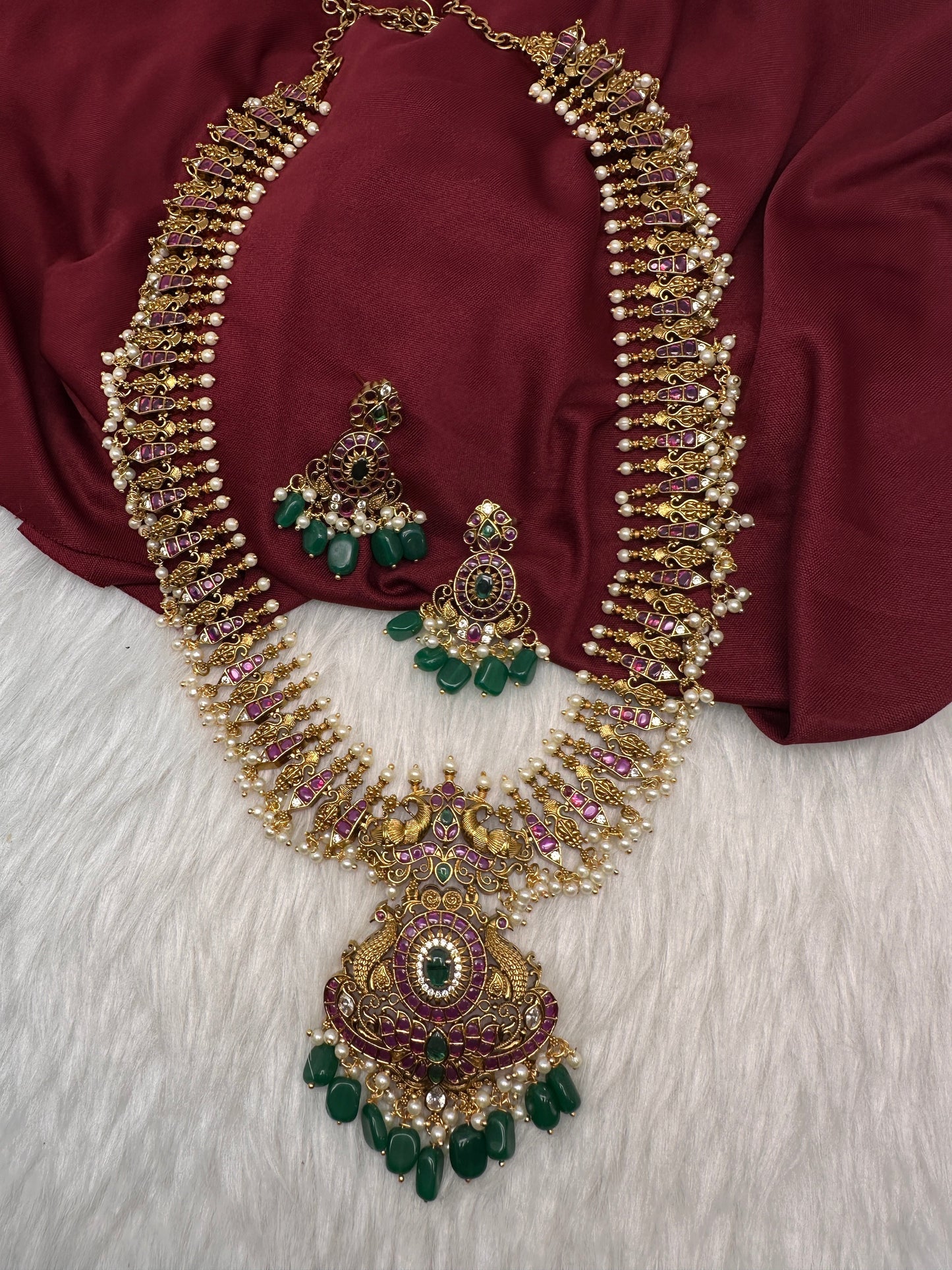 Kemp Long Haram Guttapusalu Traditonal Necklace