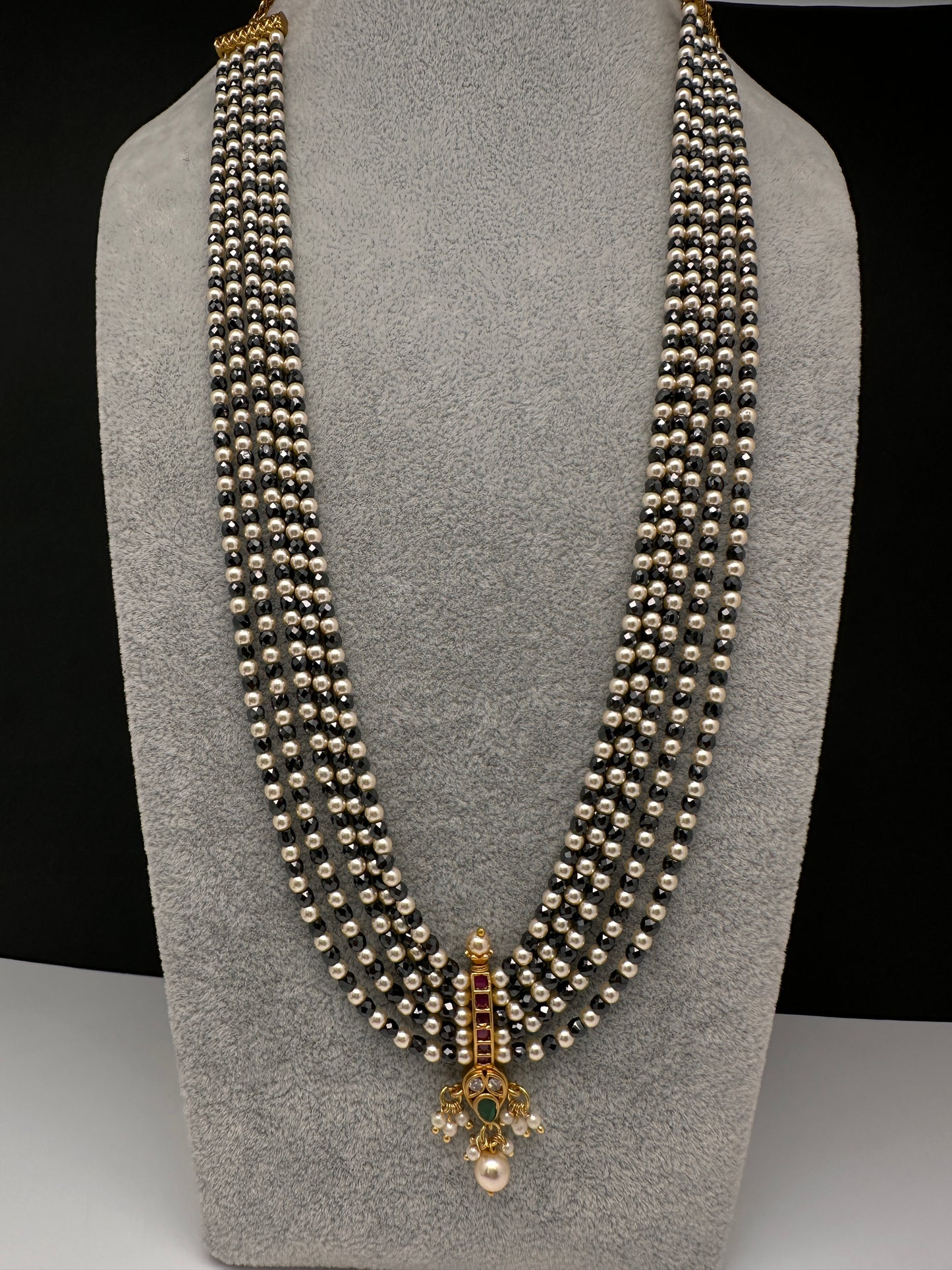 Kemp Pendent CZ Pearls Beads Mala Necklace - Black