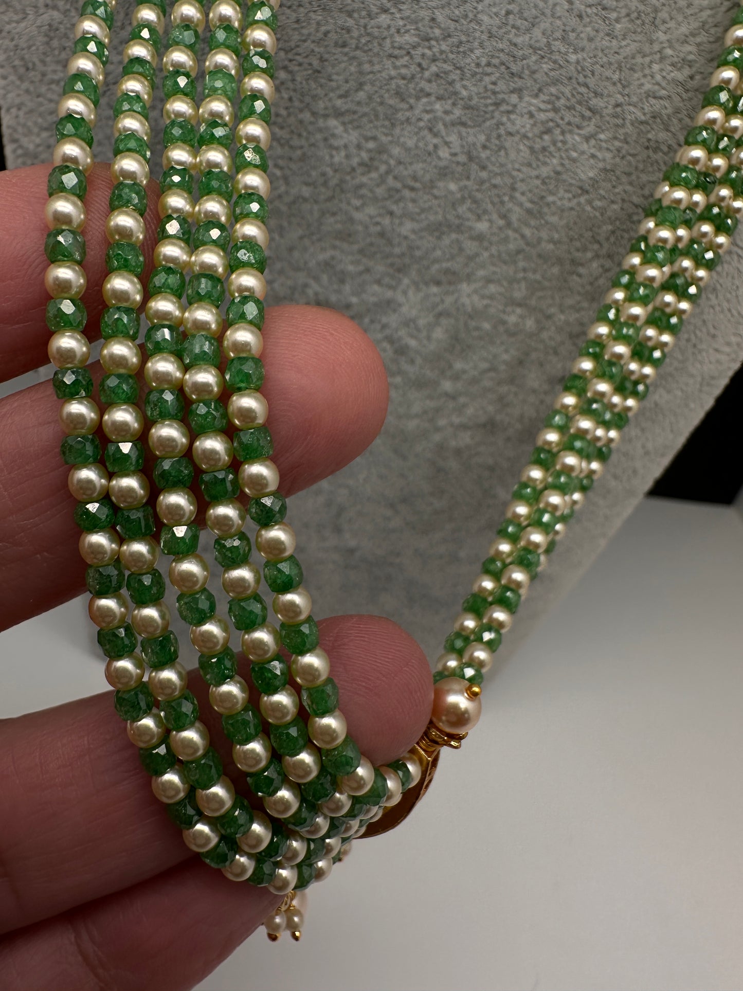 Kemp Pendent CZ Pearls Beads Mala Necklace - Green