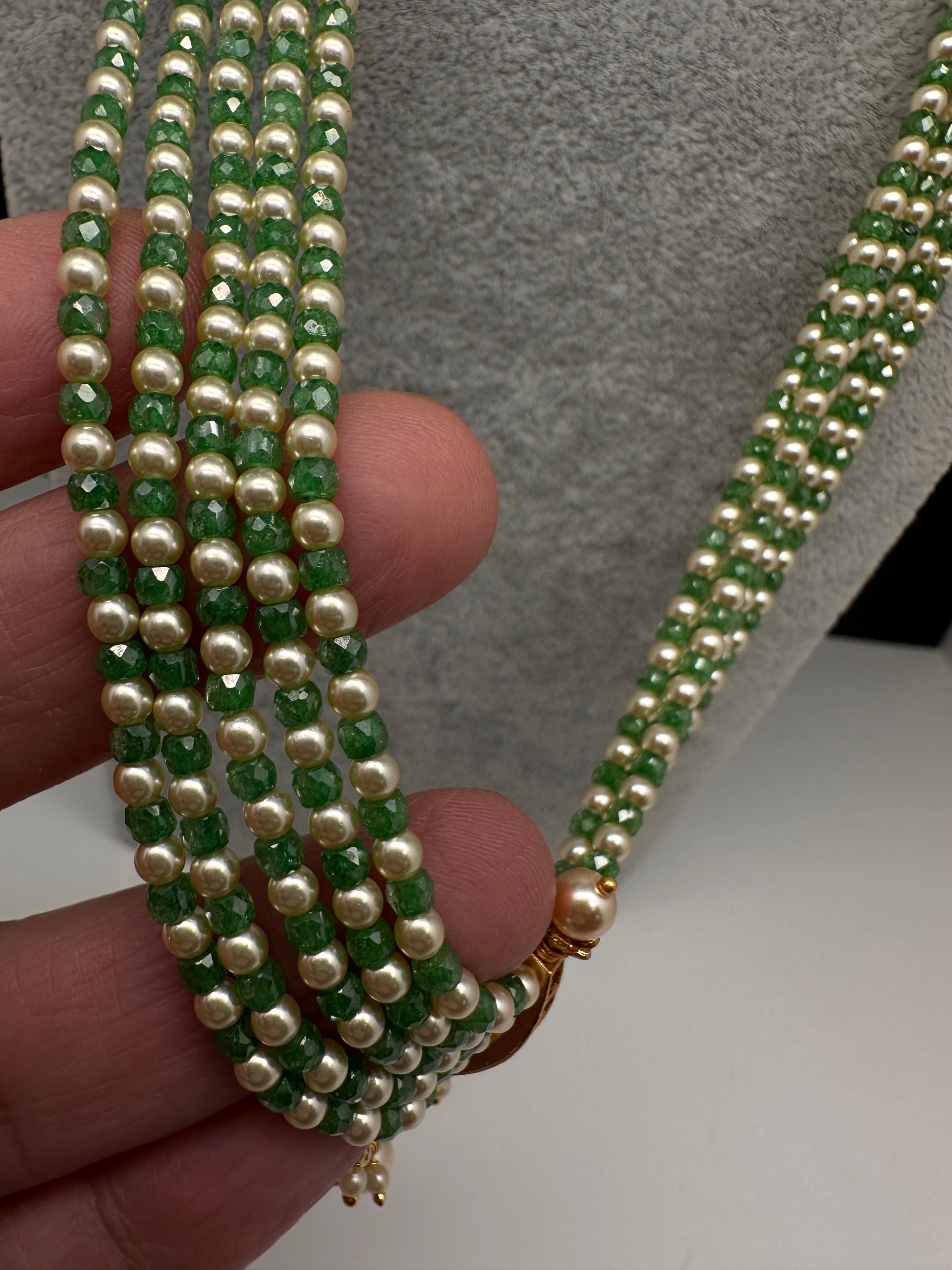 Kemp Pendent CZ Pearls Beads Mala Necklace - Green