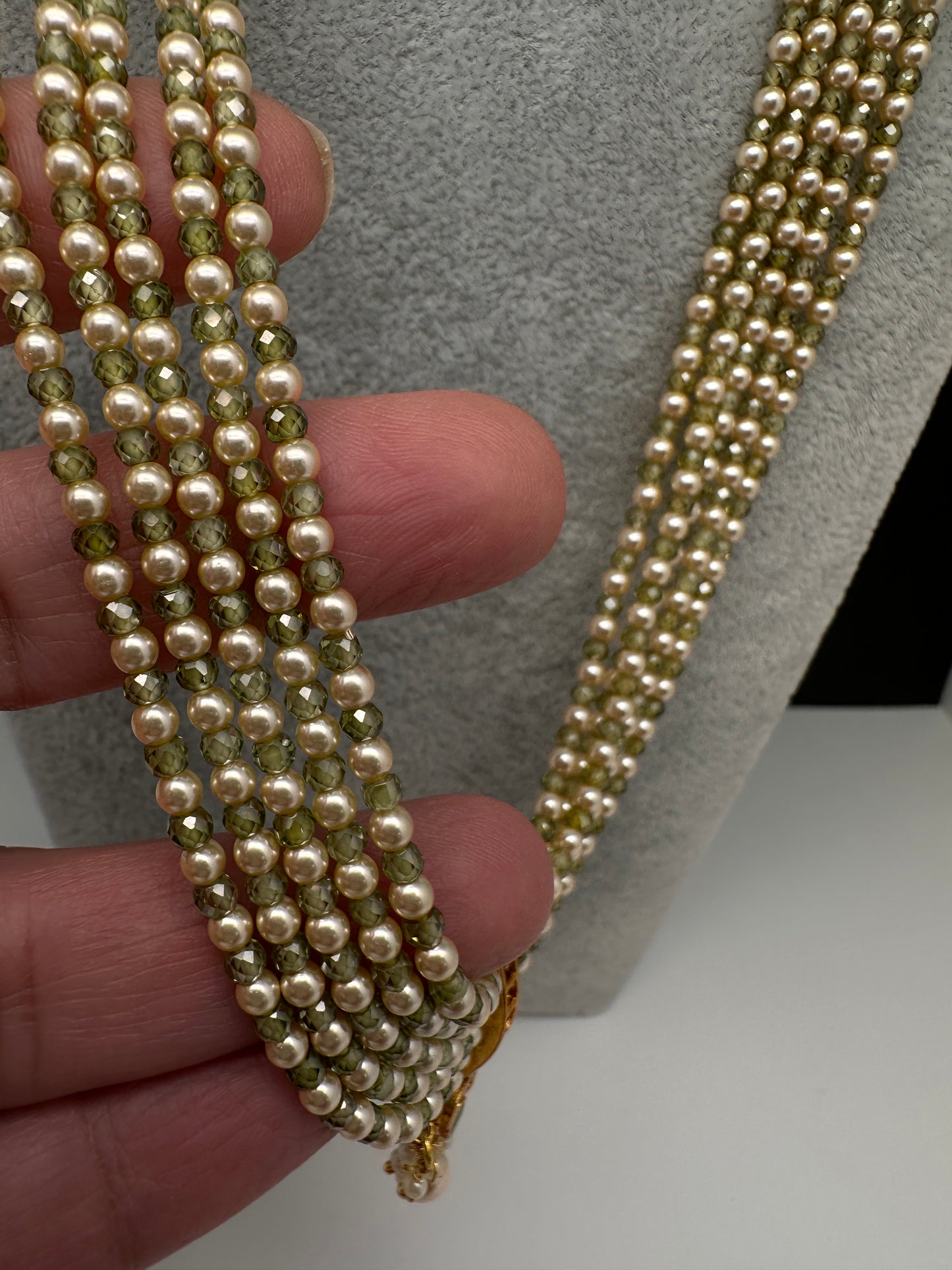 Kemp Pendent CZ Pearls Beads Mala Necklace - OliveGreen