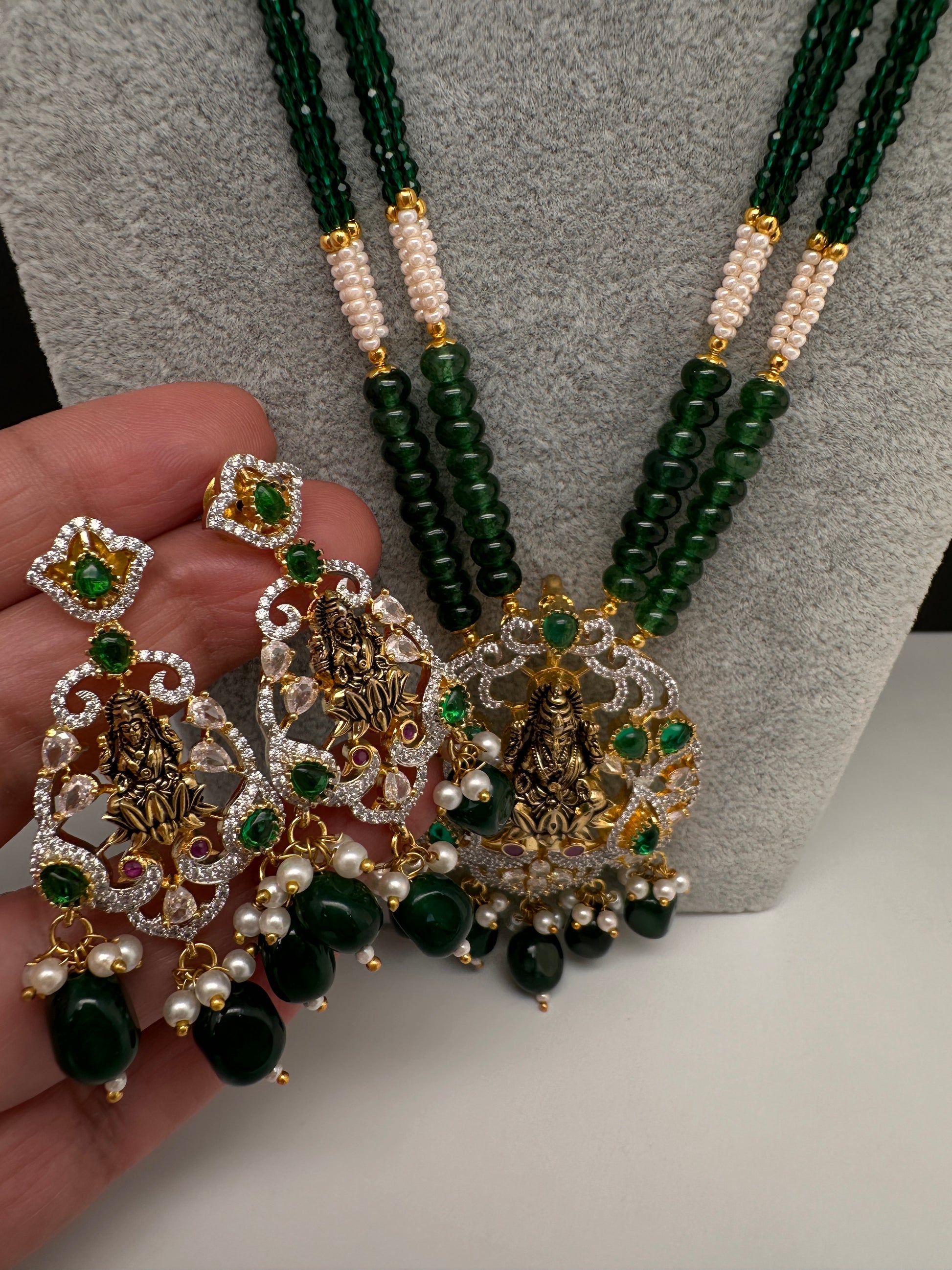 Goddess Lakshmi Beads Long Color Stone Necklace - Green