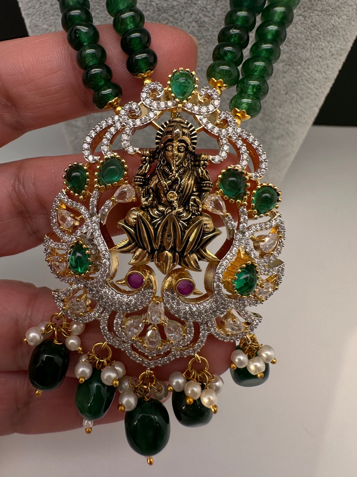 Goddess Lakshmi Beads Long Color Stone Necklace - Green