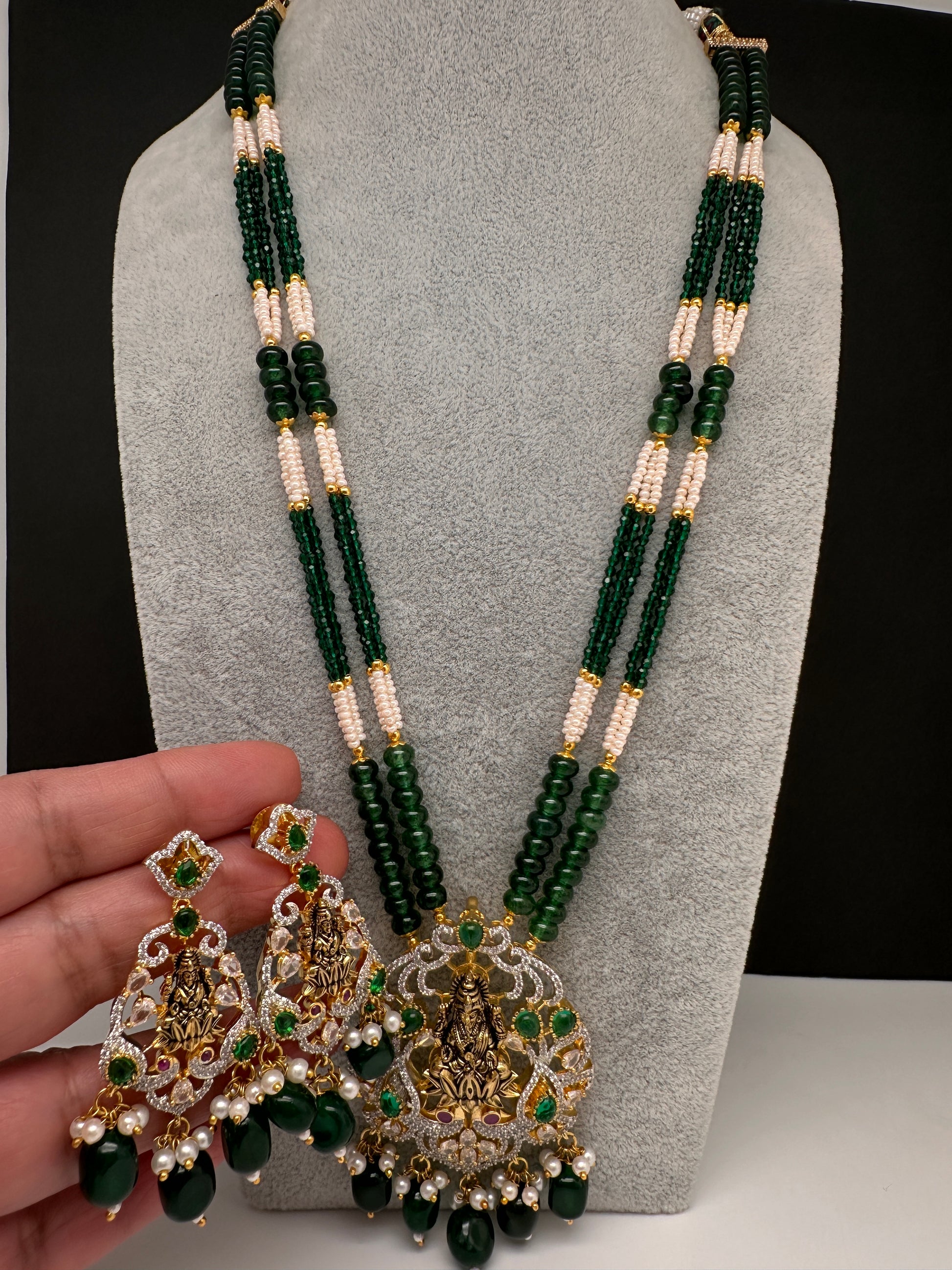 Goddess Lakshmi Beads Long Color Stone Necklace - Green